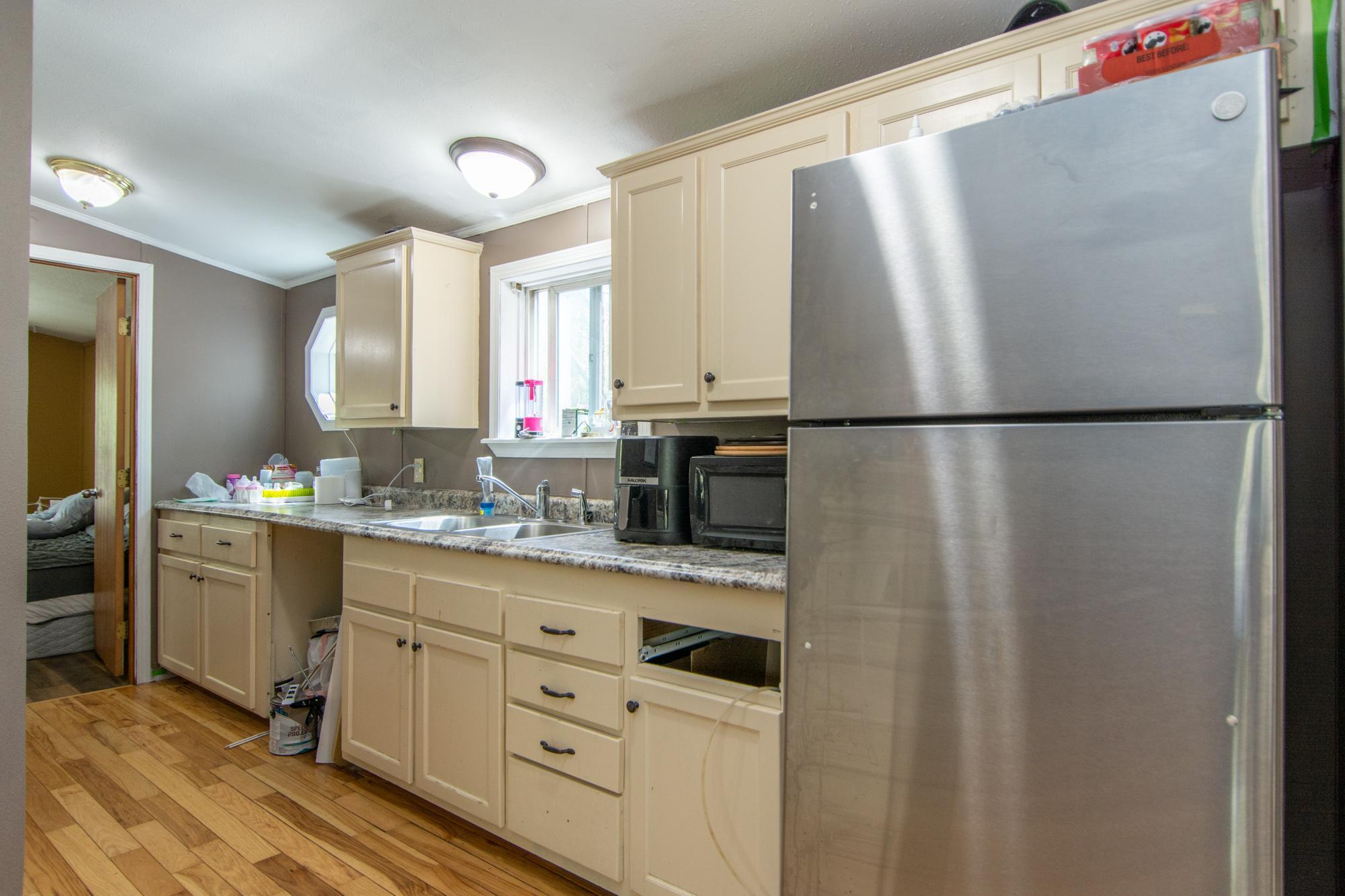 38995 305th Street