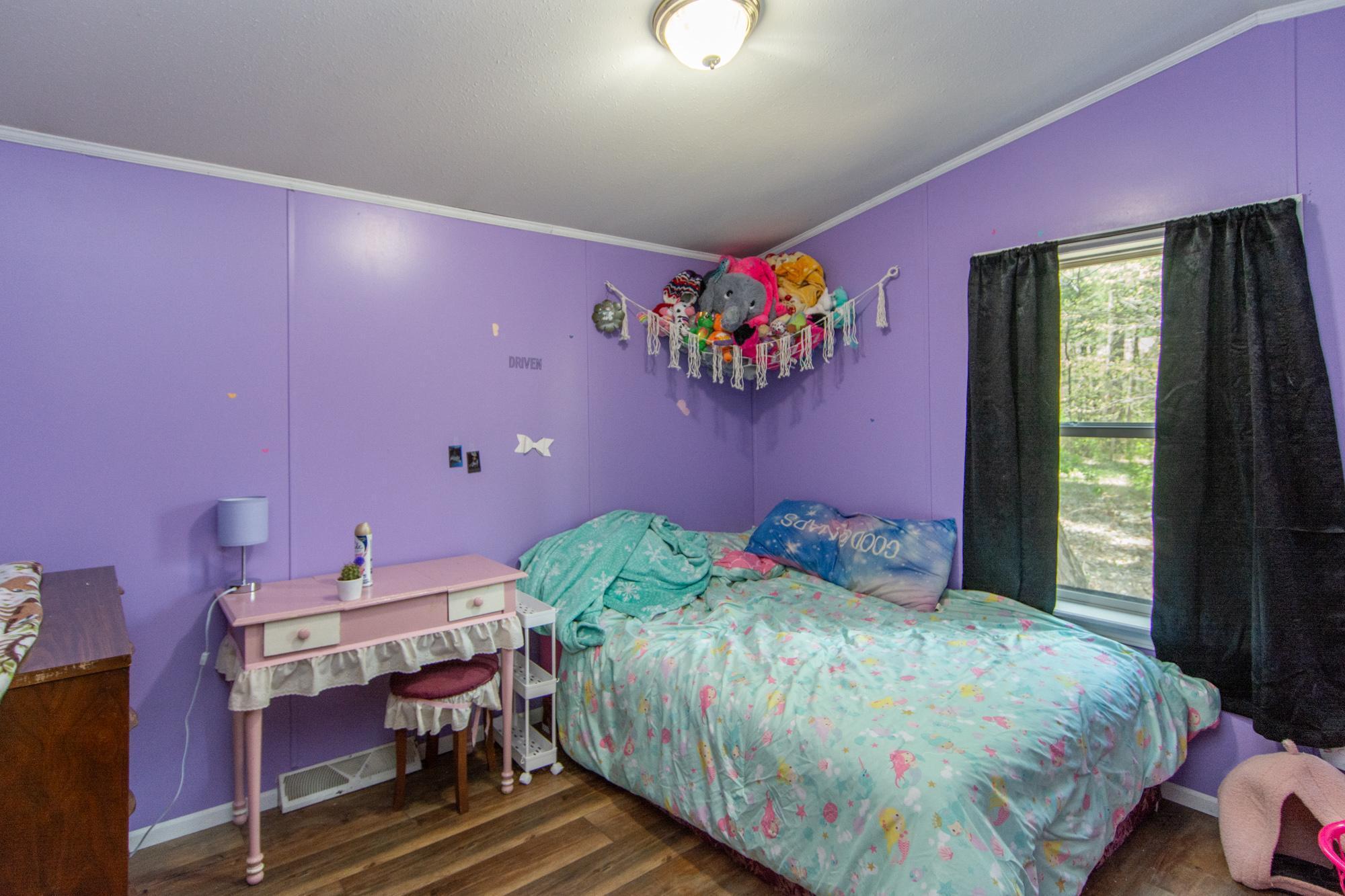 38995 305th Street