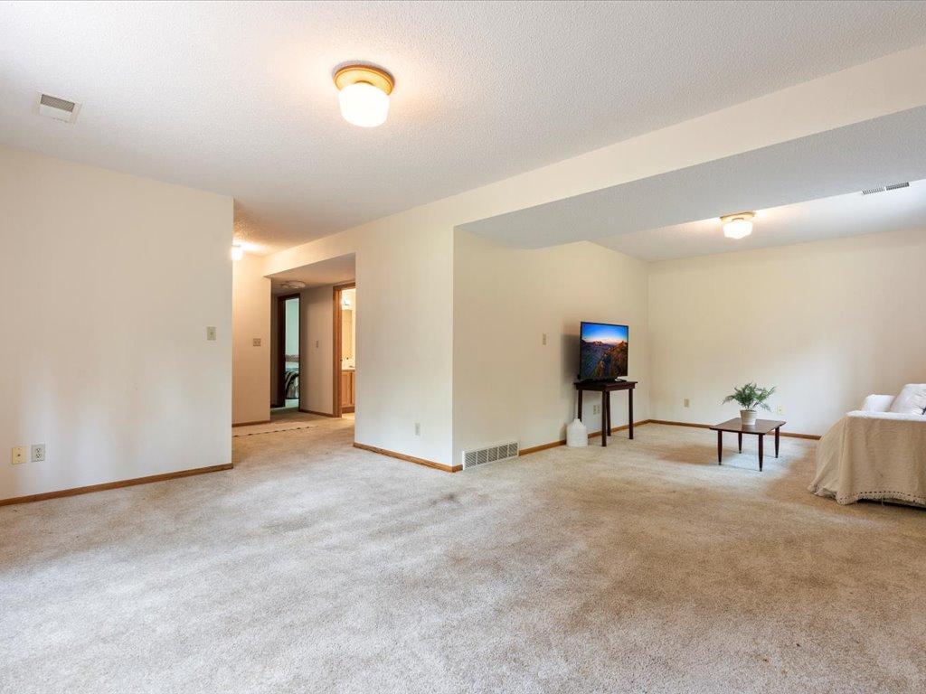 2029 Crestview Lane