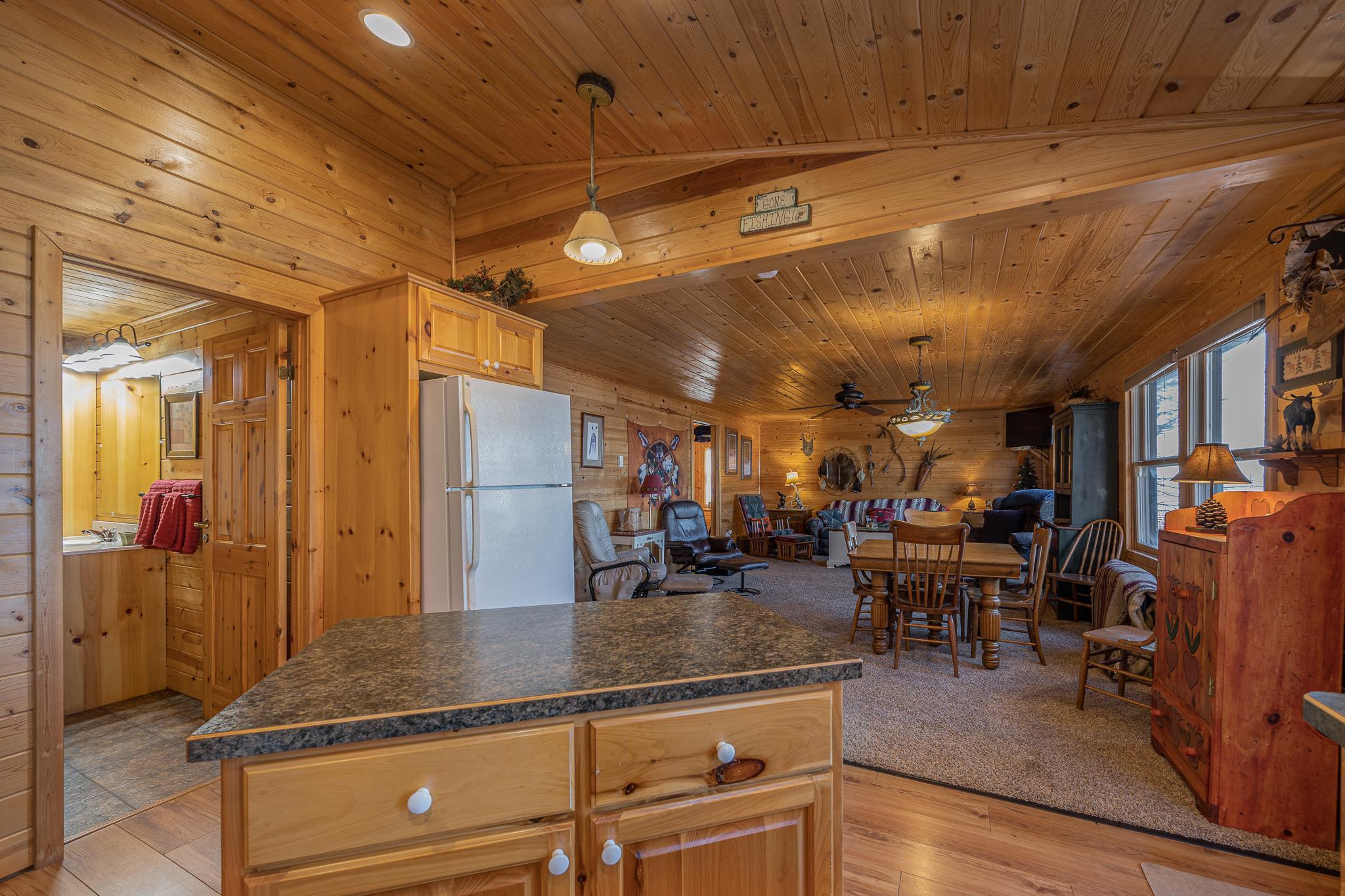 7789 Partridge Point Trail NE