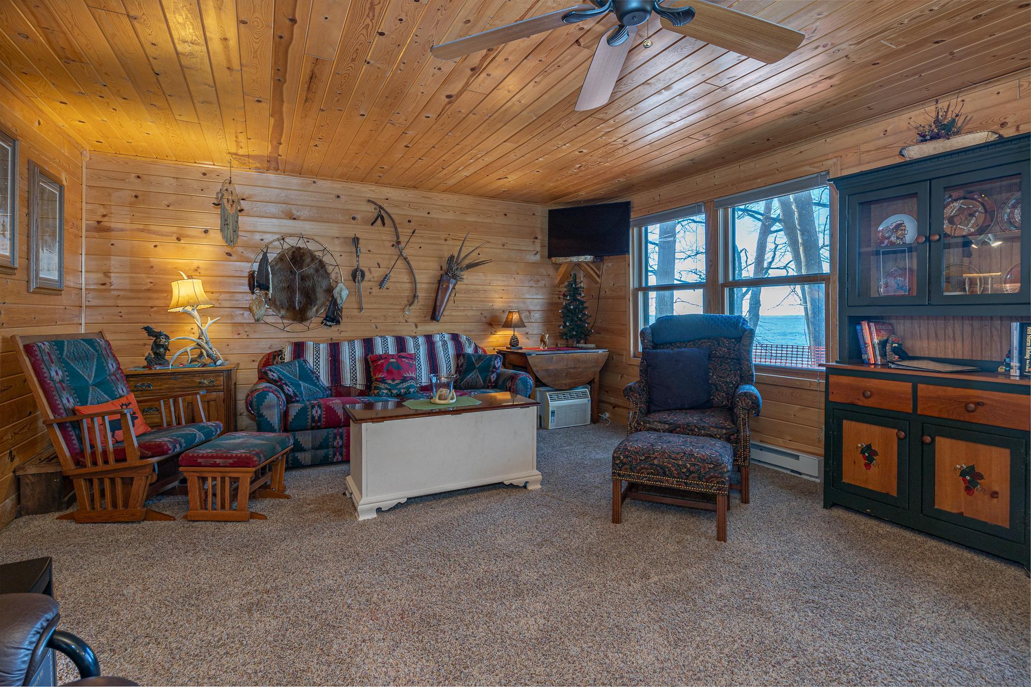 7789 Partridge Point Trail NE