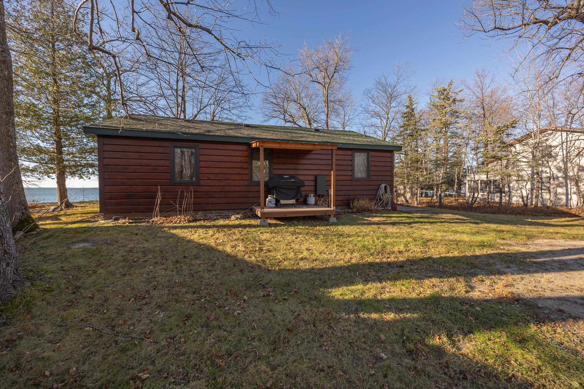 7789 Partridge Point Trail NE