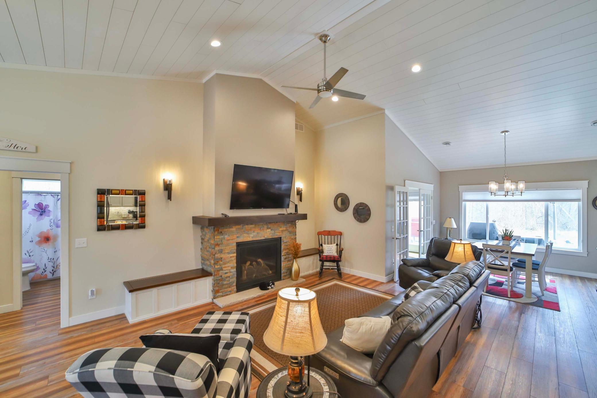 30428 Suffolk Circle
