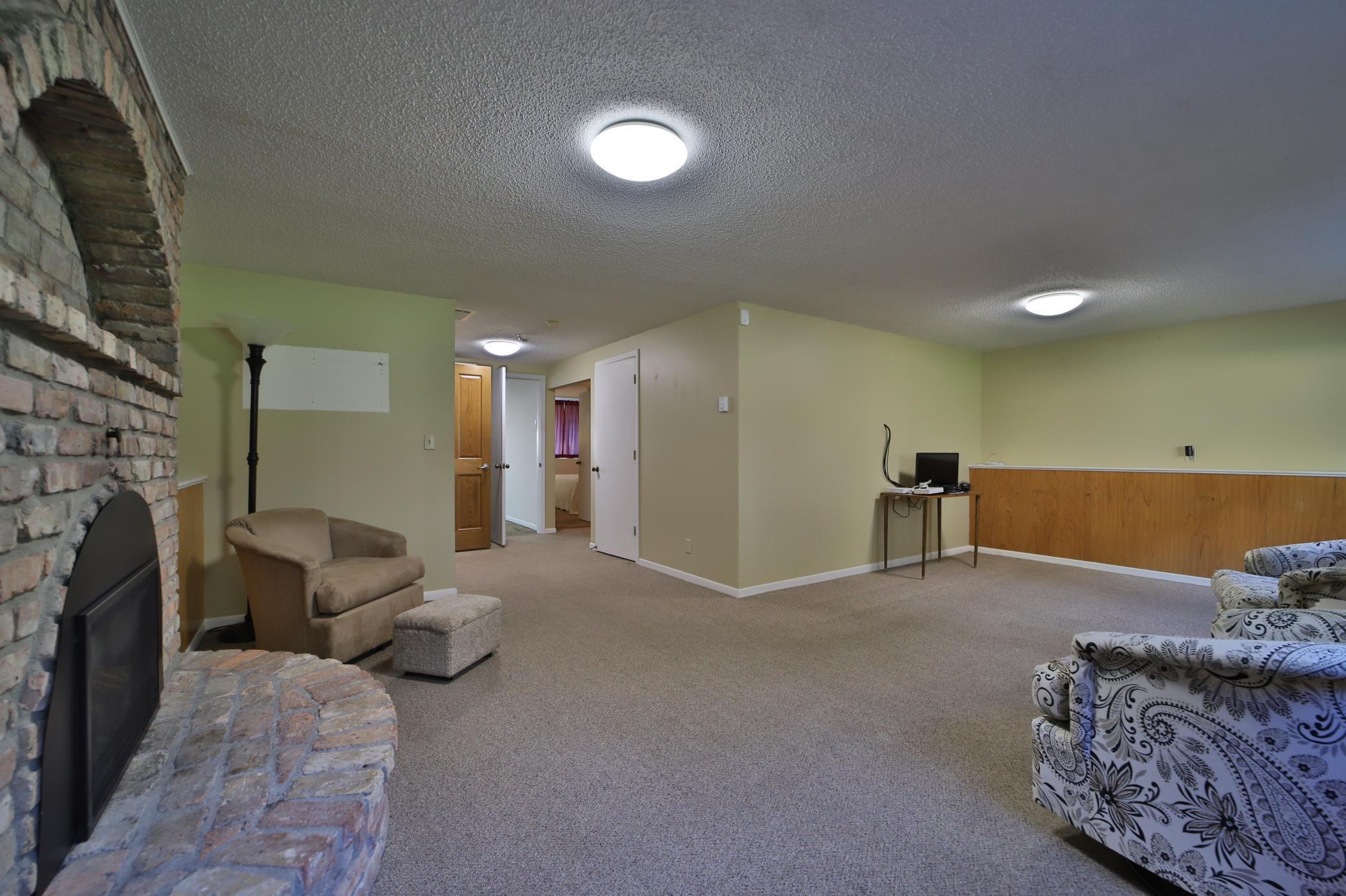 25044 184th Street NW