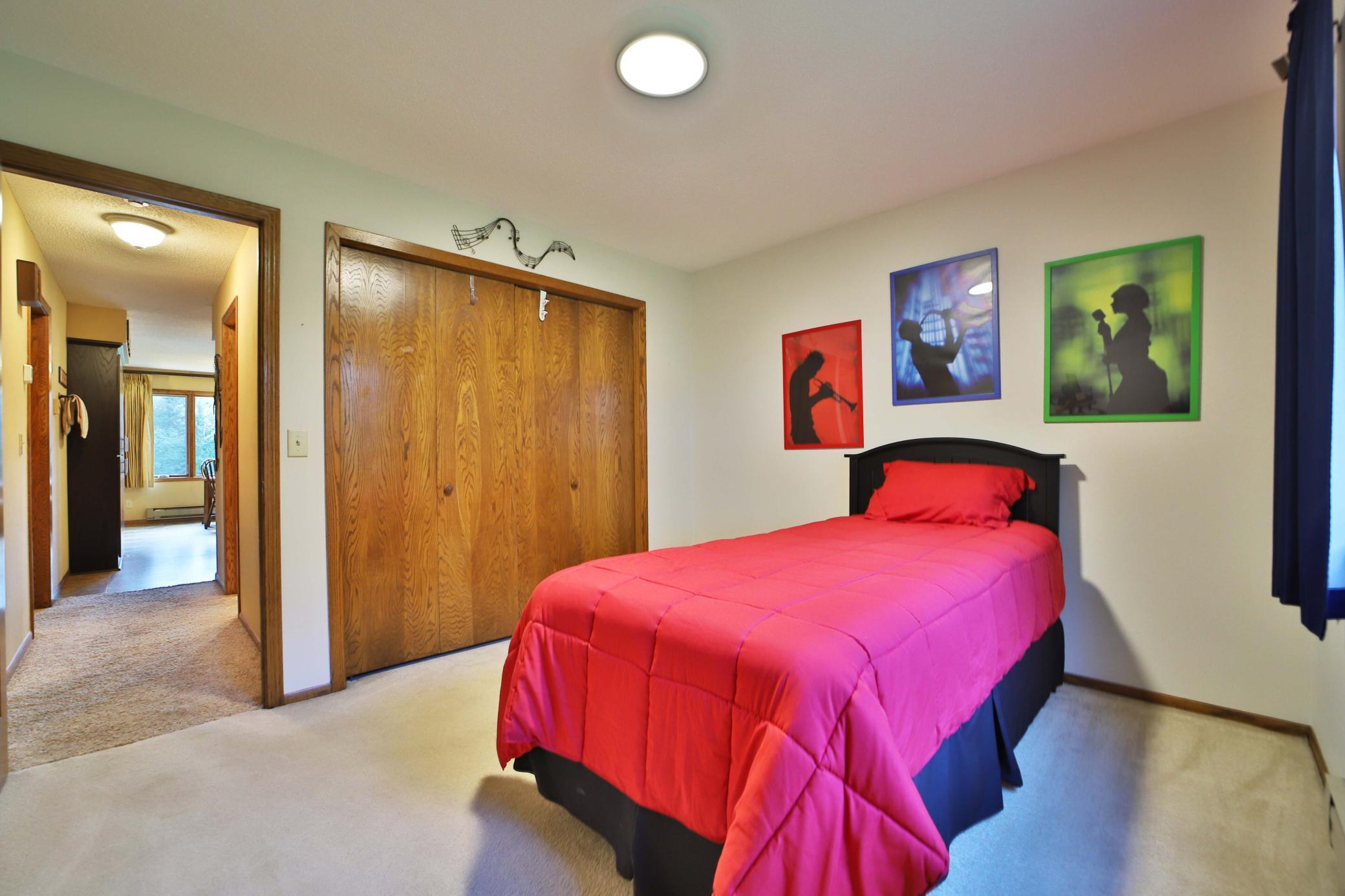 25044 184th Street NW