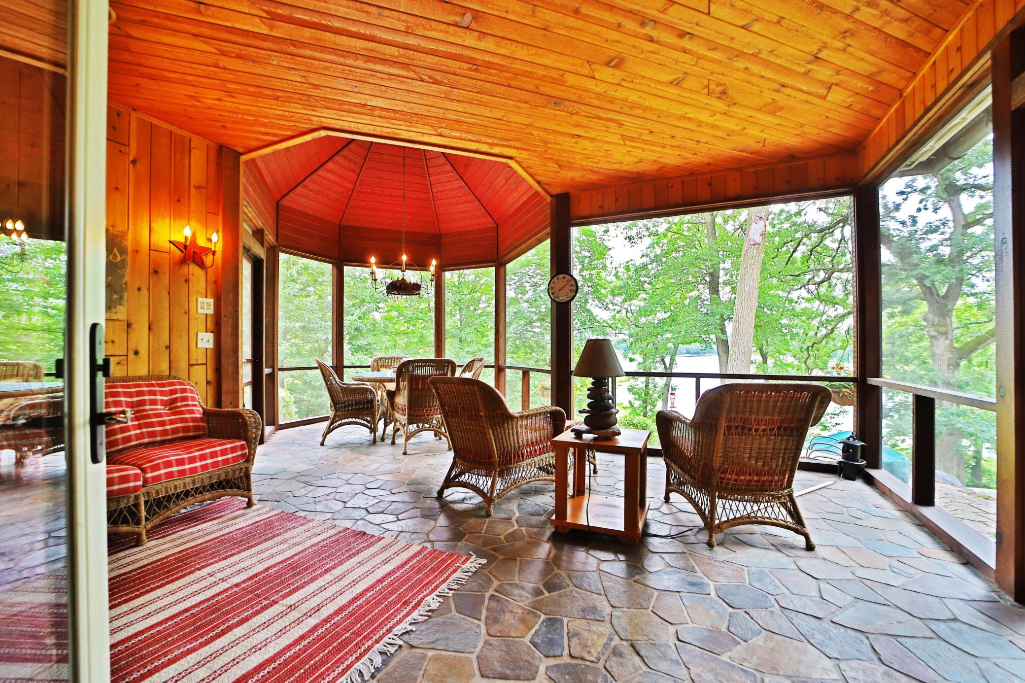 7996 Bass Lake Trail