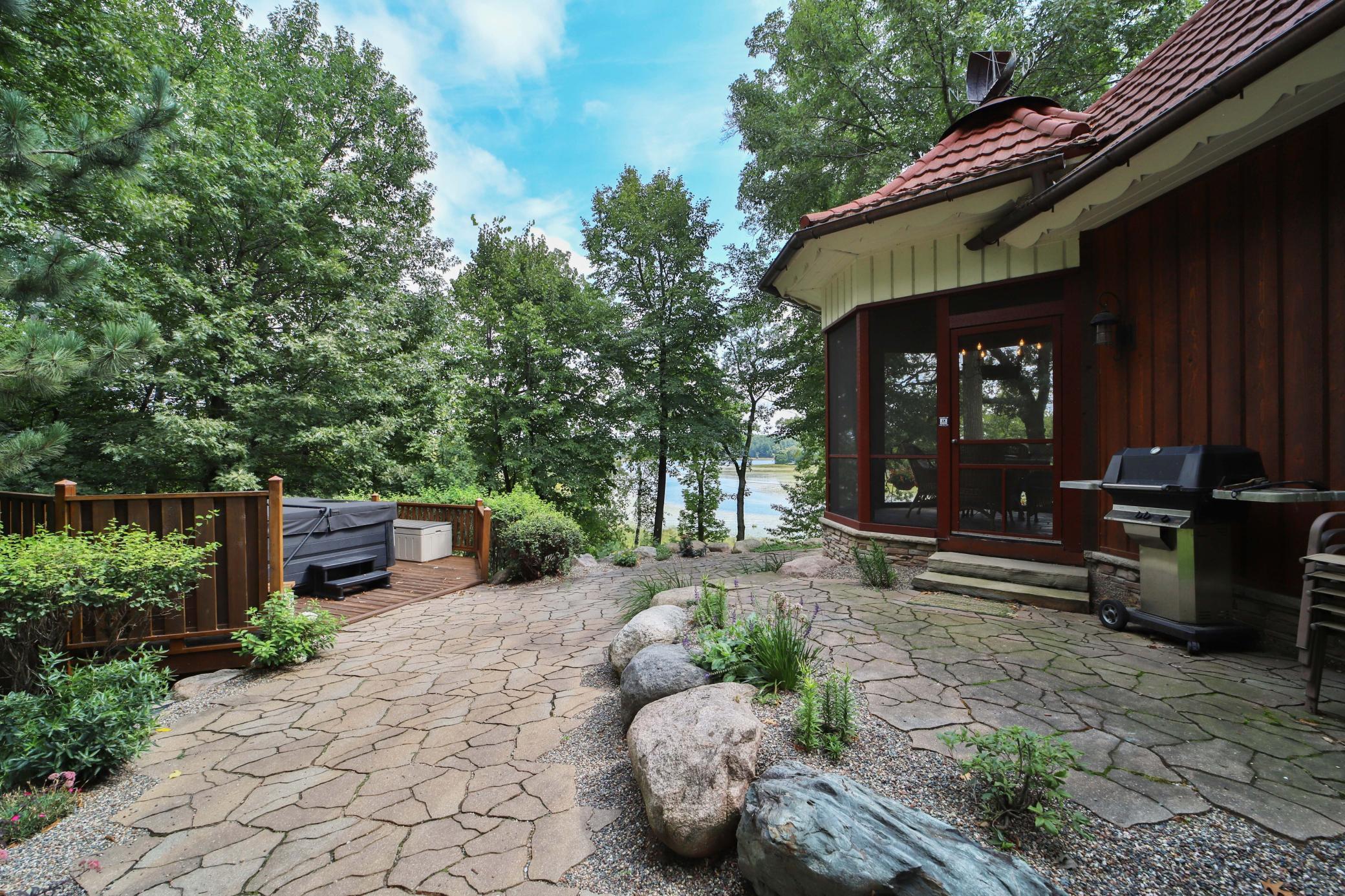 7996 Bass Lake Trail