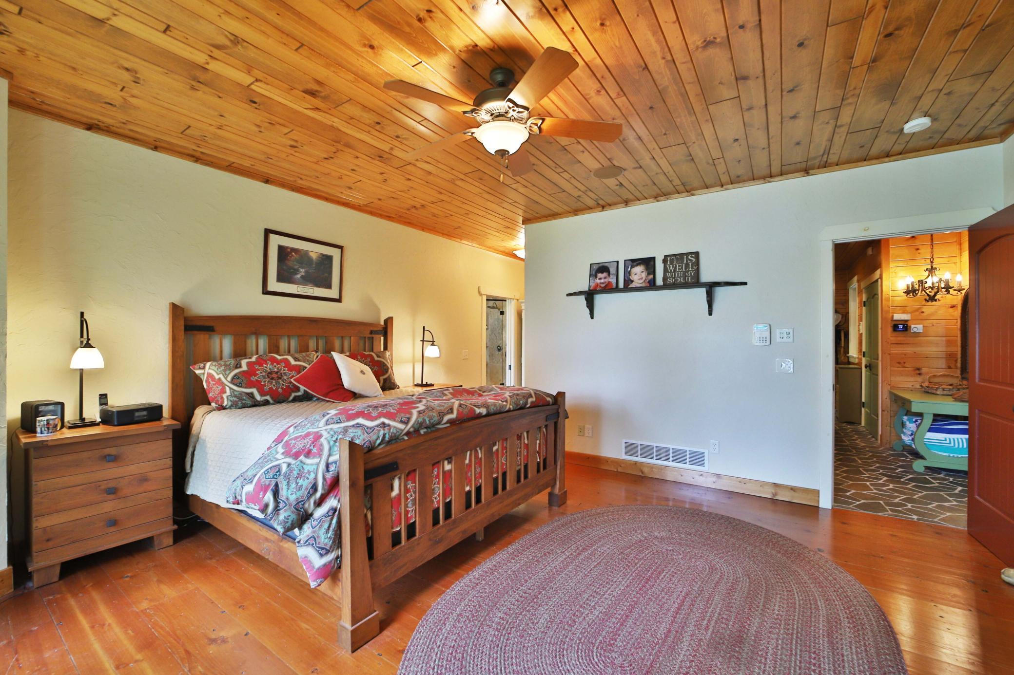 7996 Bass Lake Trail