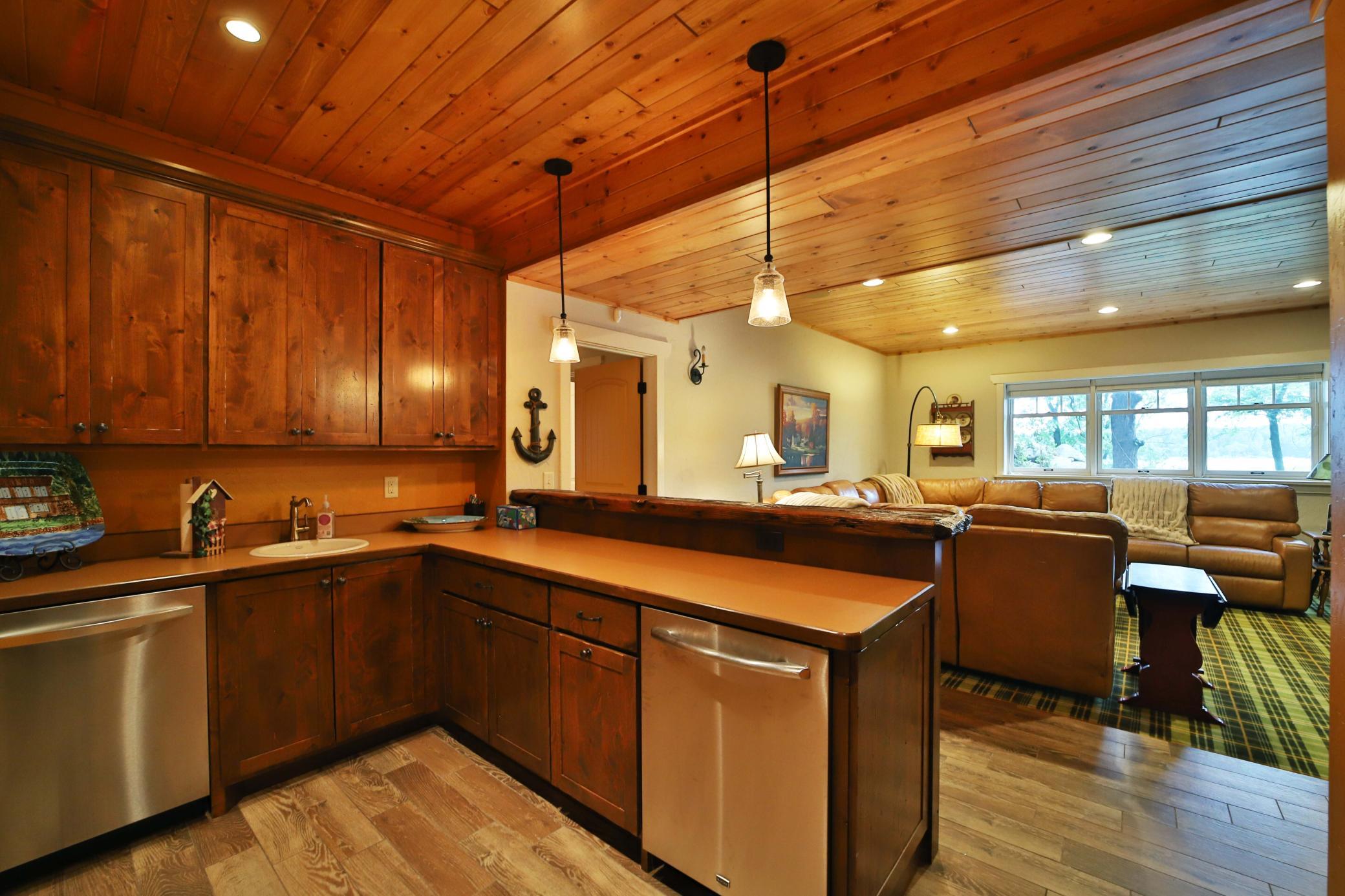 7996 Bass Lake Trail