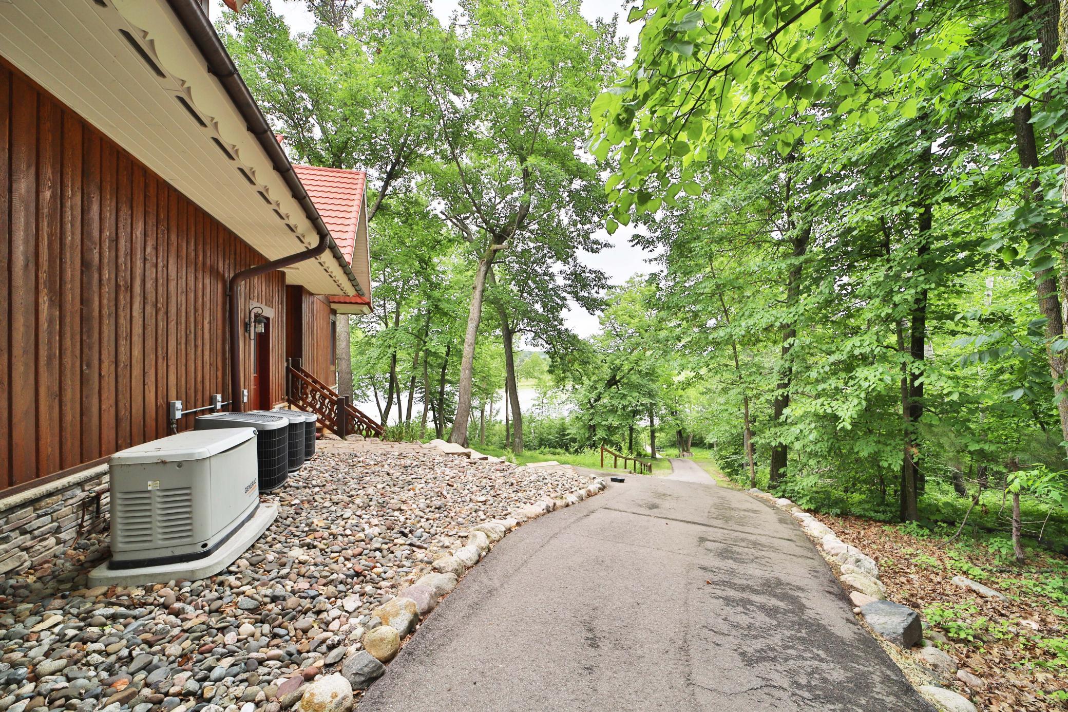 7996 Bass Lake Trail