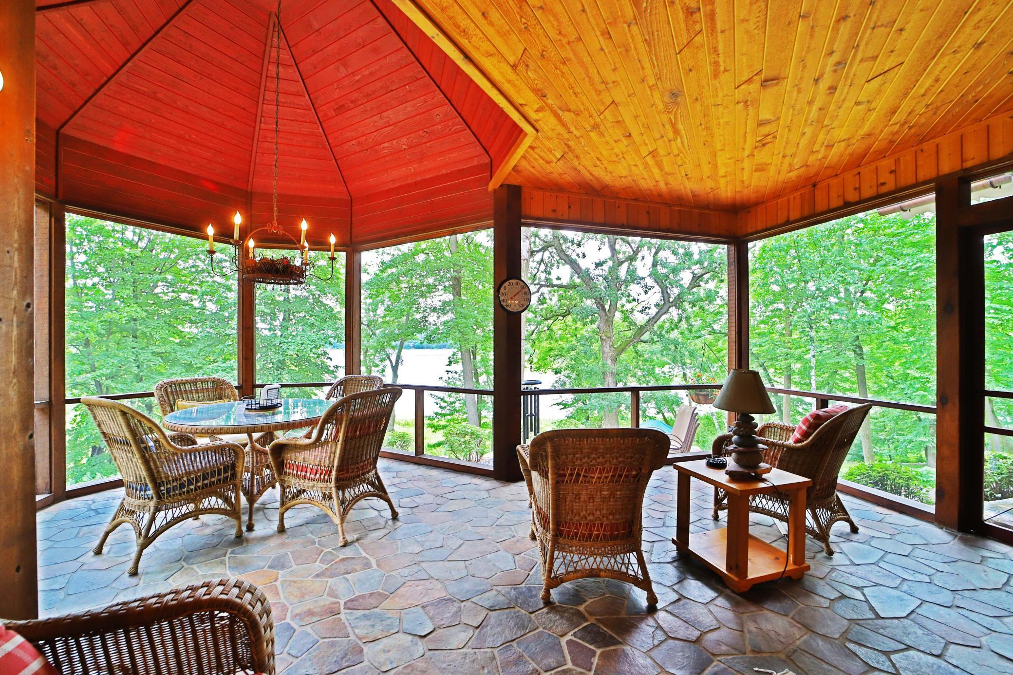 7996 Bass Lake Trail