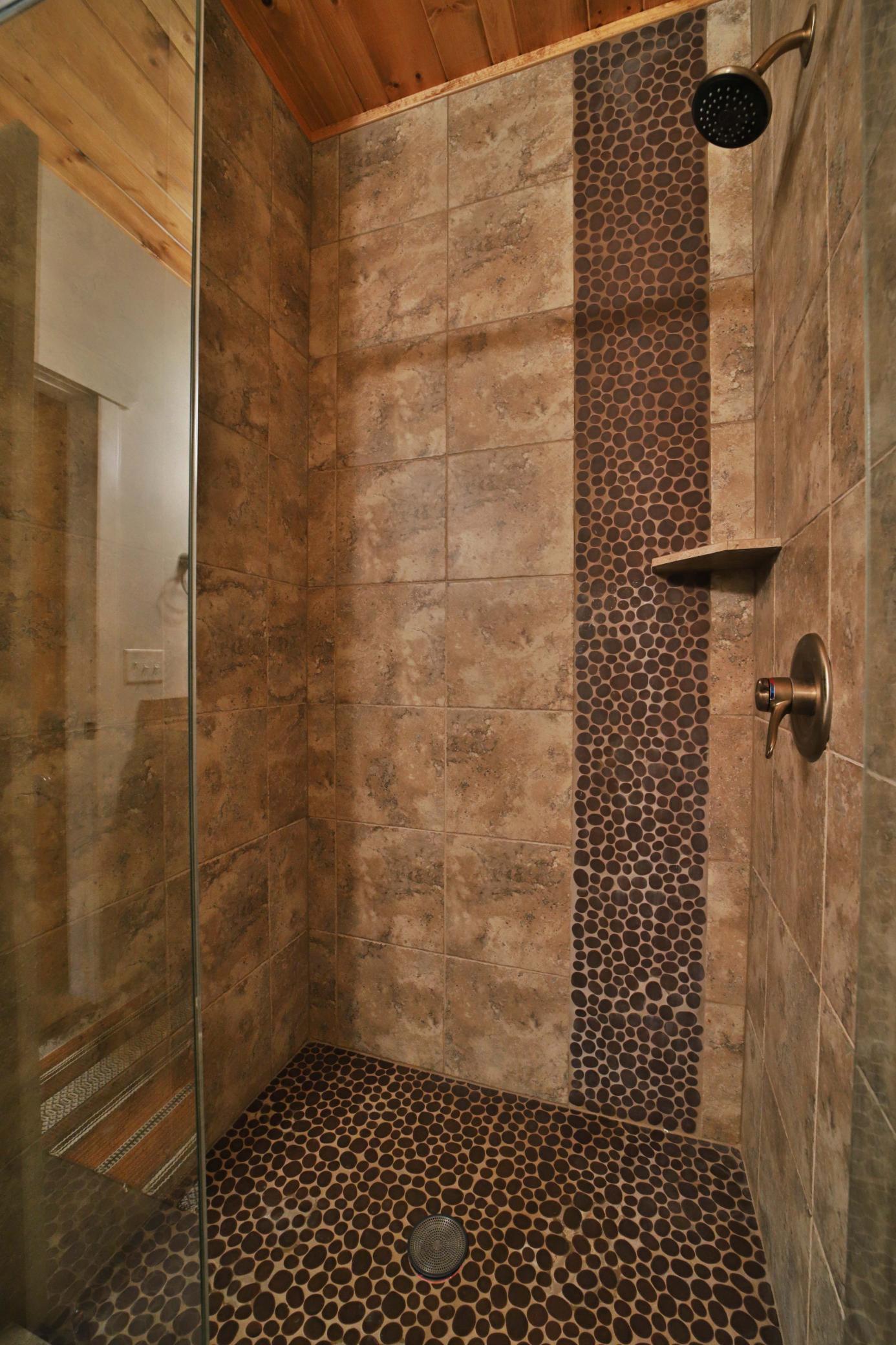 7996 Bass Lake Trail