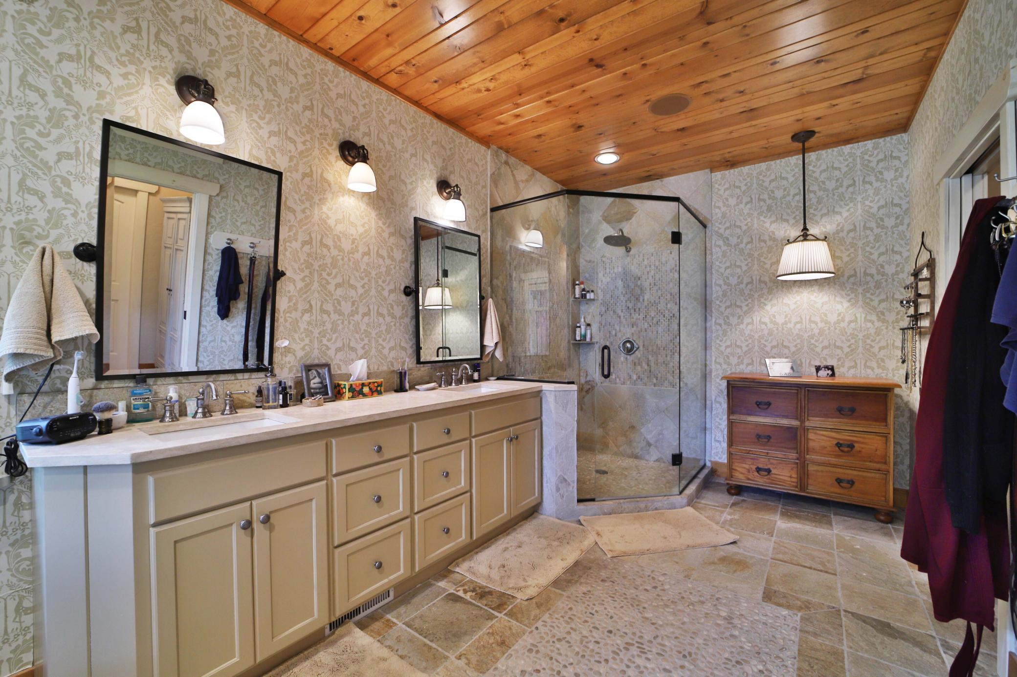 7996 Bass Lake Trail