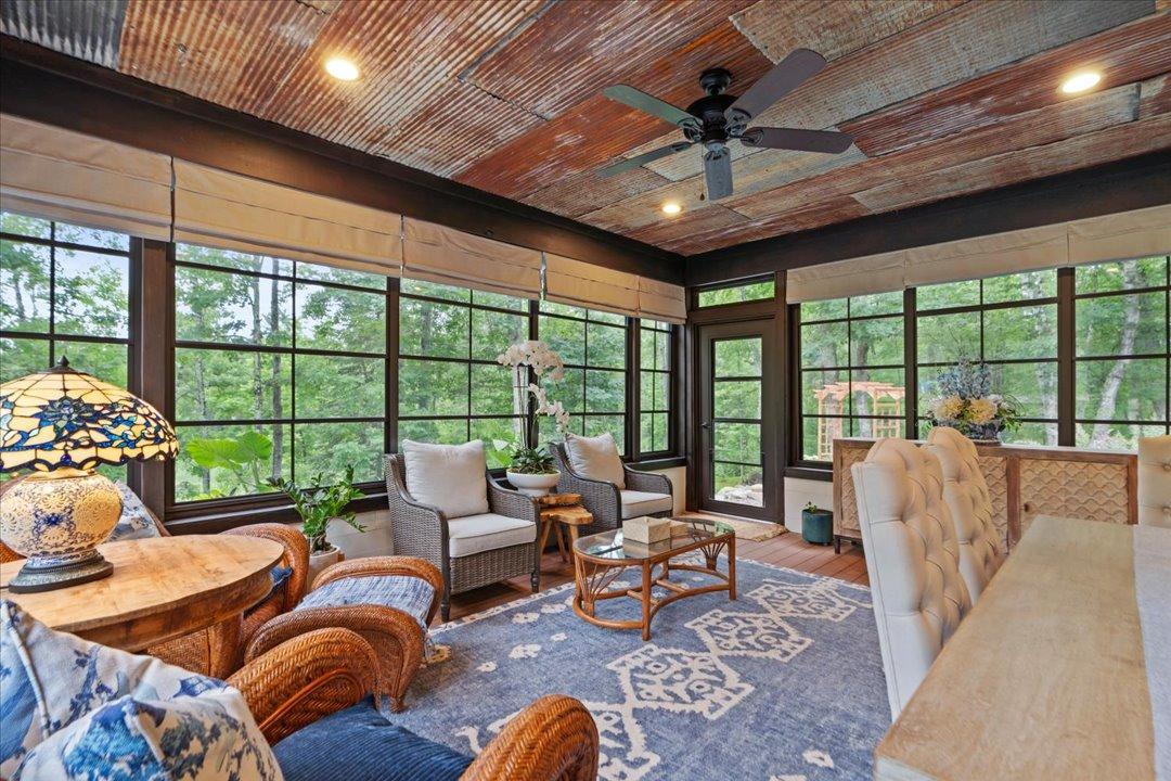 291 Roosevelt Shores Drive NE
