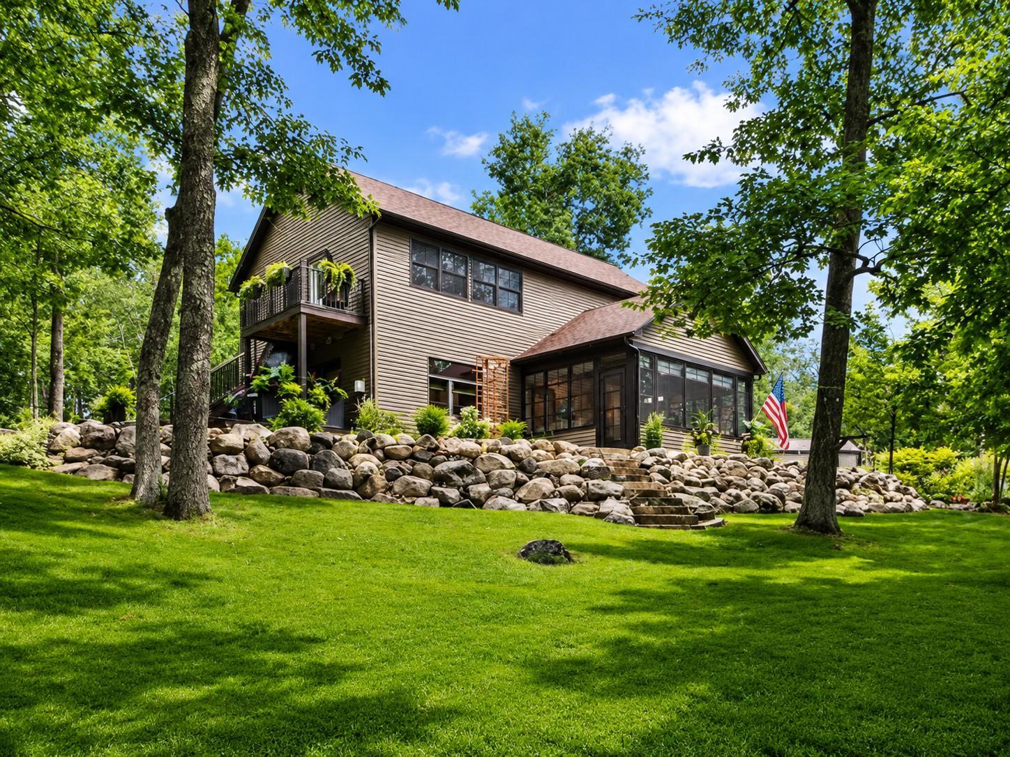 291 Roosevelt Shores Drive NE