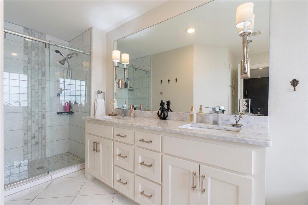 14462 Grand Oaks Drive