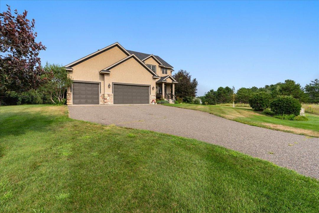 14462 Grand Oaks Drive
