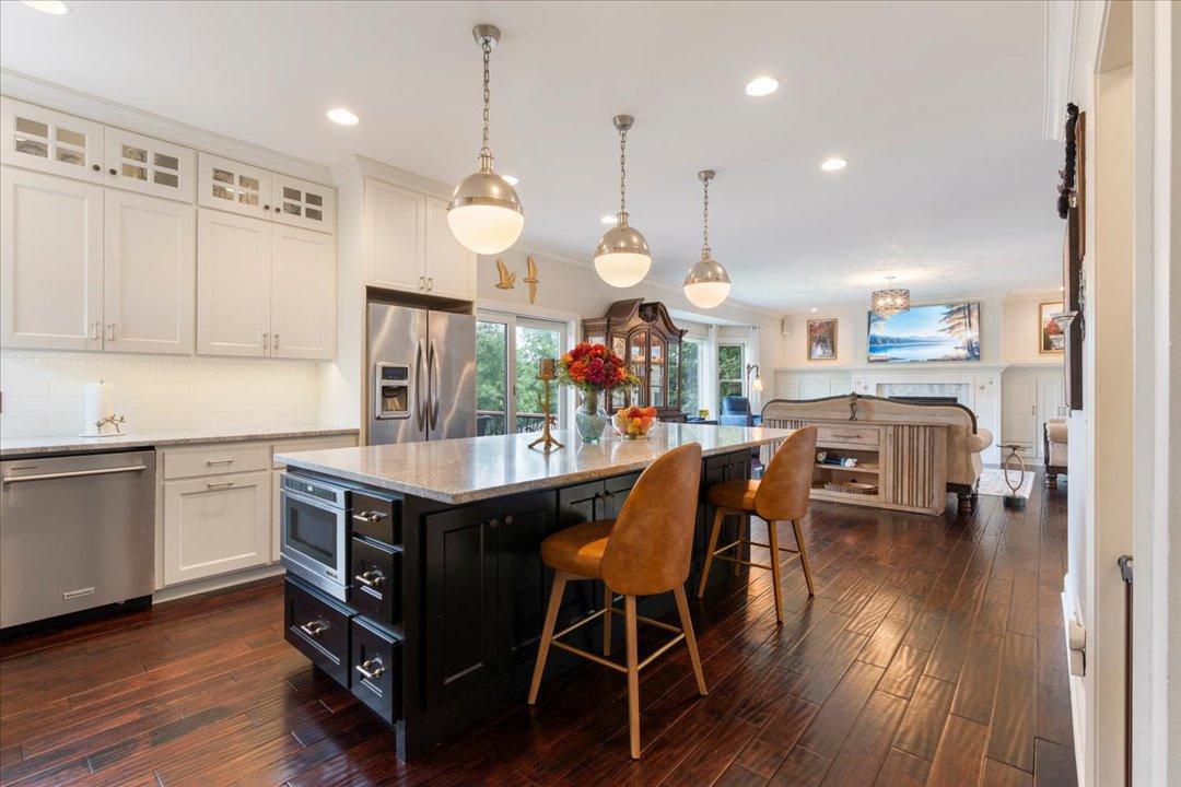 14462 Grand Oaks Drive