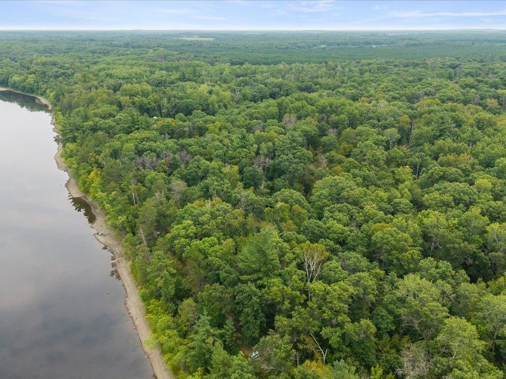 8 Acres Mississippi River Front TBD Bedow Road