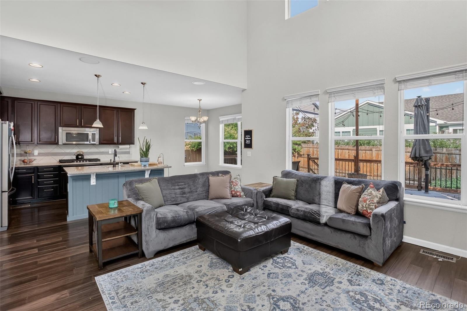 1539 E 166th Court