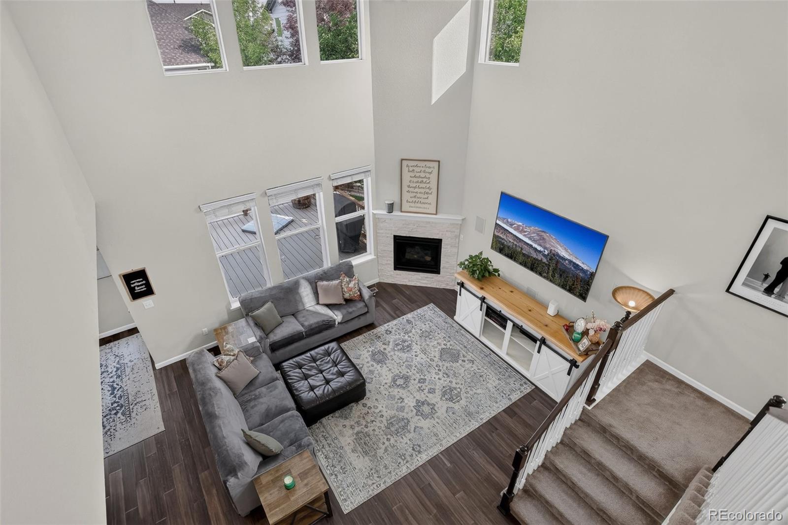 1539 E 166th Court