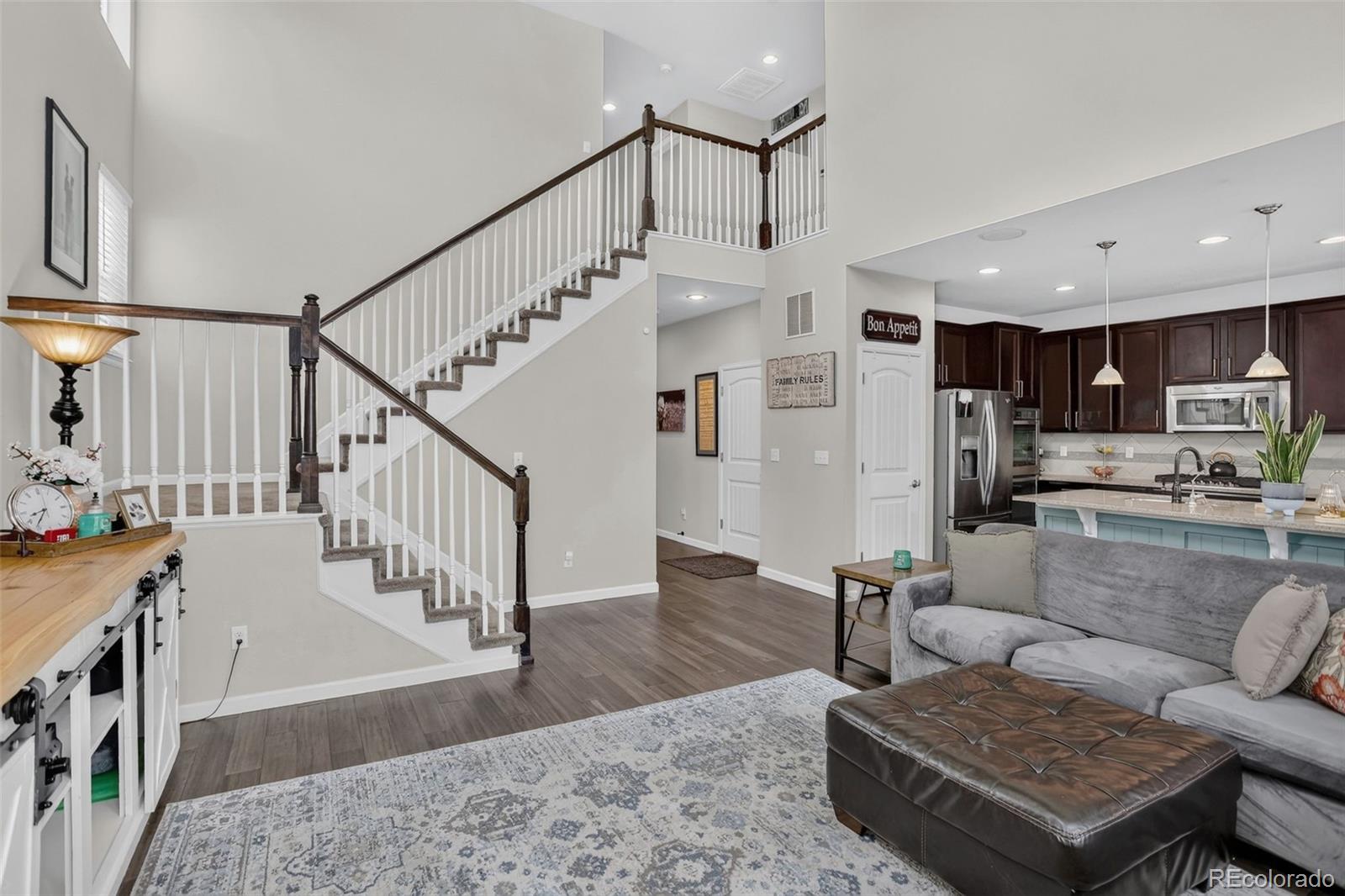1539 E 166th Court