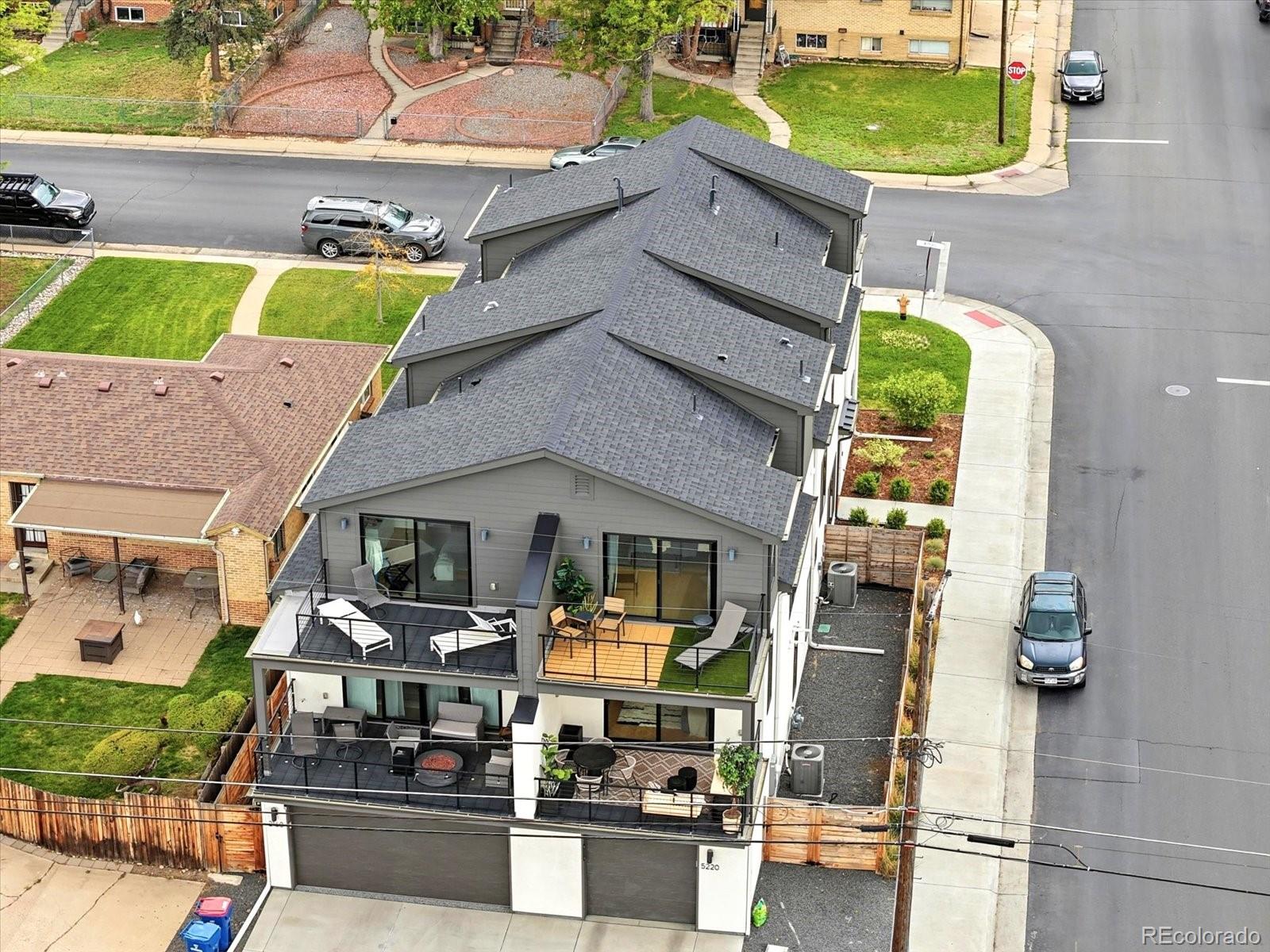 5220 W 22nd Avenue