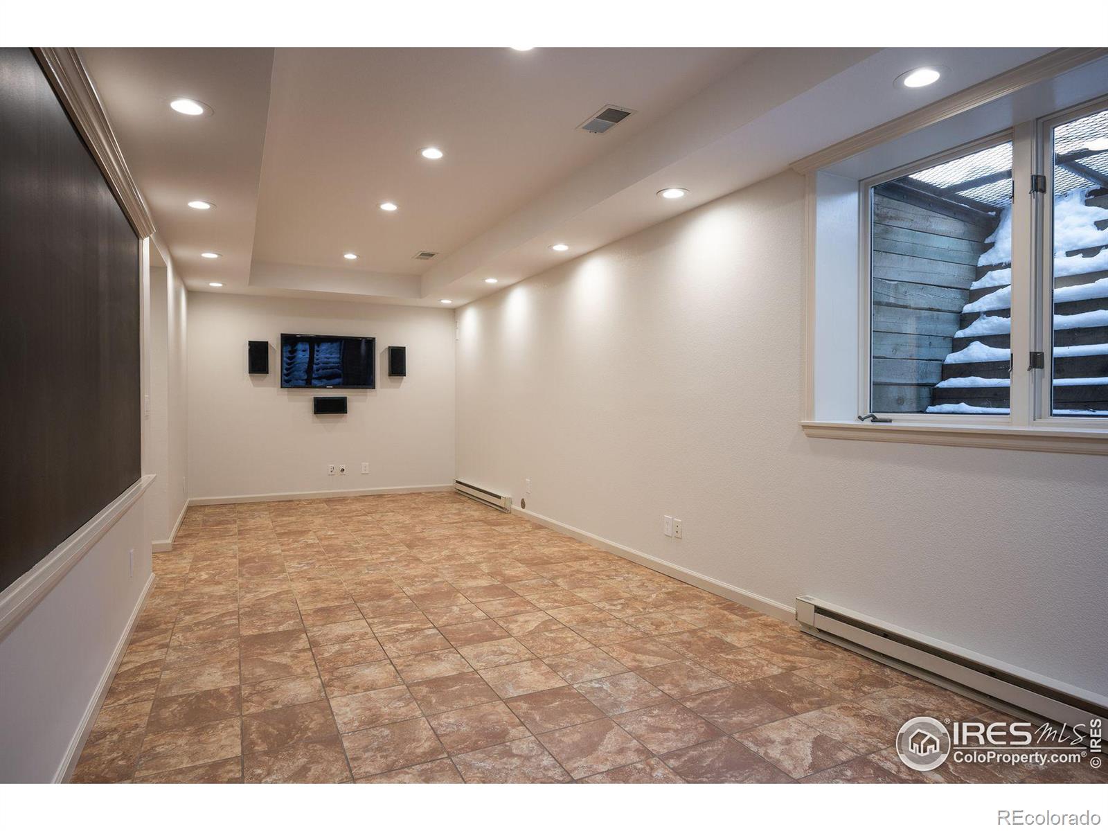 1465 Periwinkle Drive