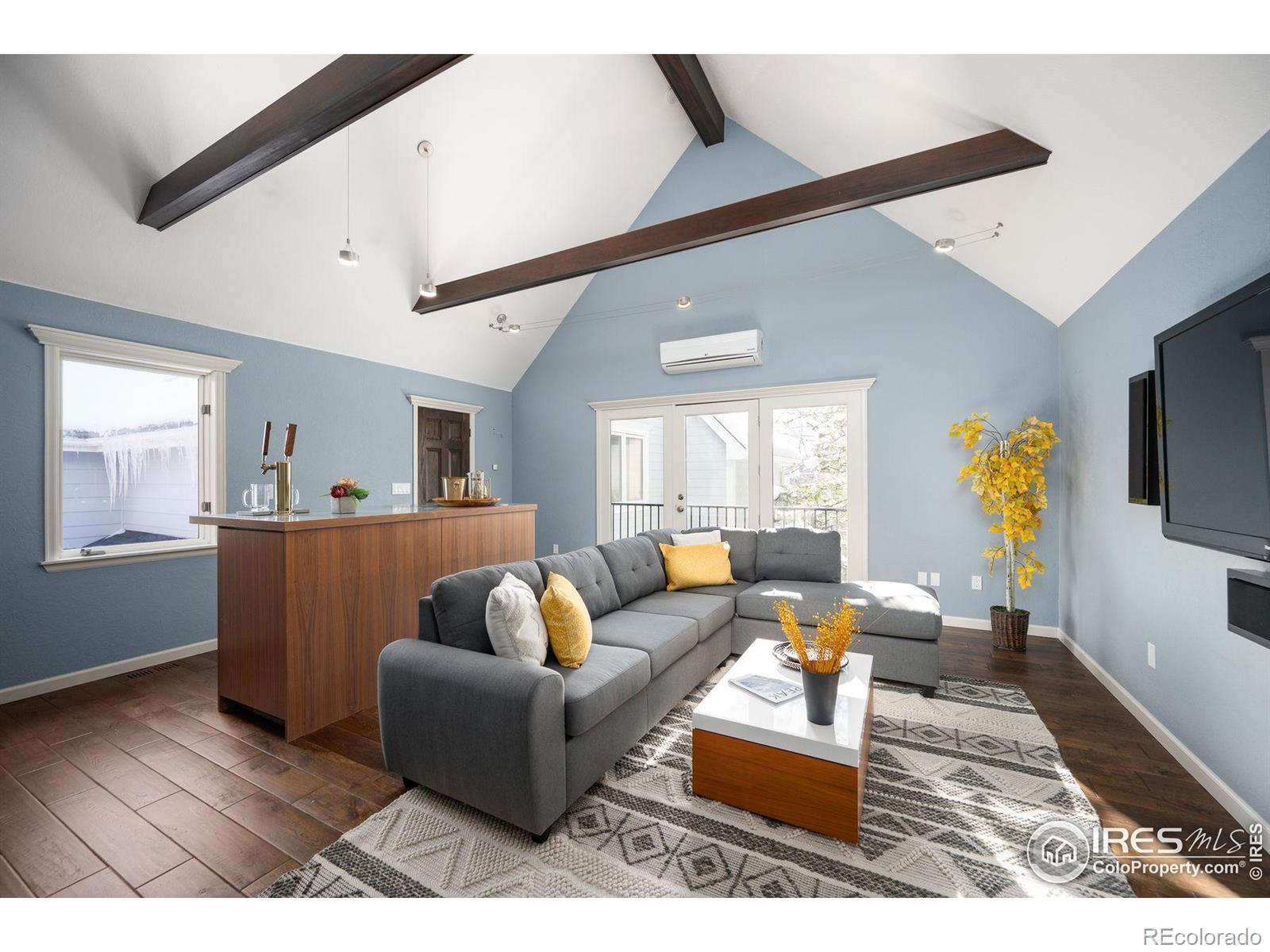 1465 Periwinkle Drive