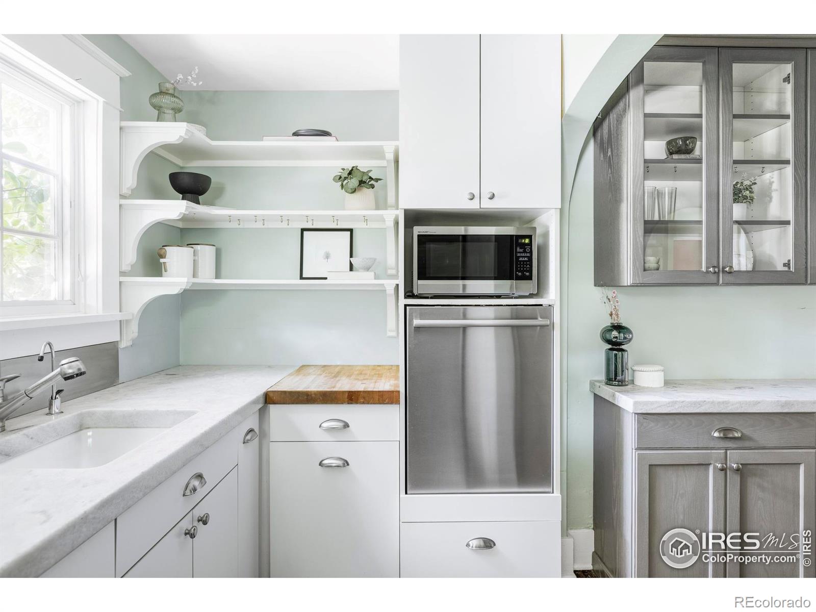 2424 4th Street