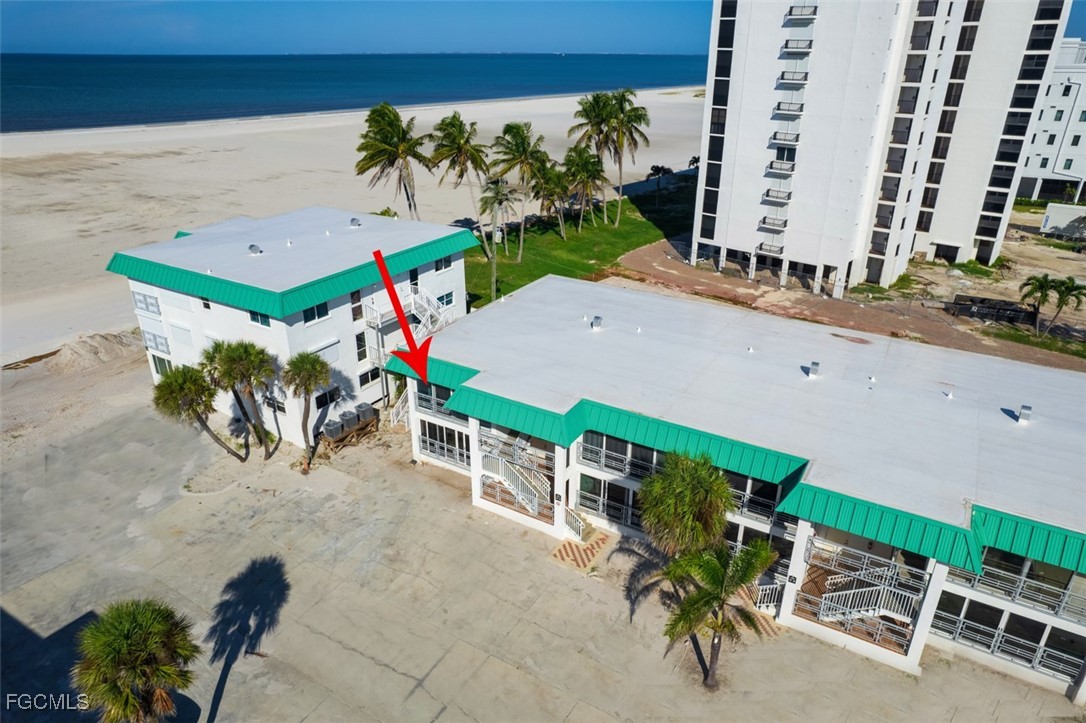 6500 Estero BLVD F218