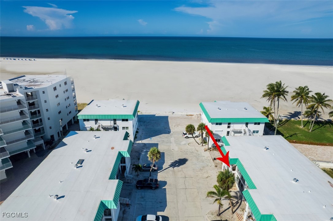 6500 Estero BLVD F218