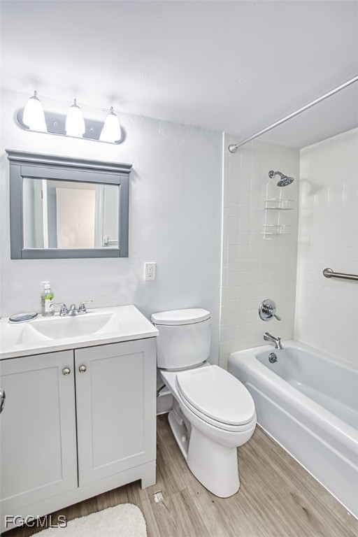 6500 Estero BLVD F218