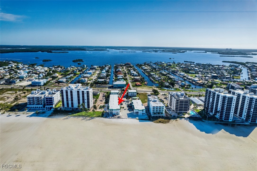 6500 Estero BLVD F218