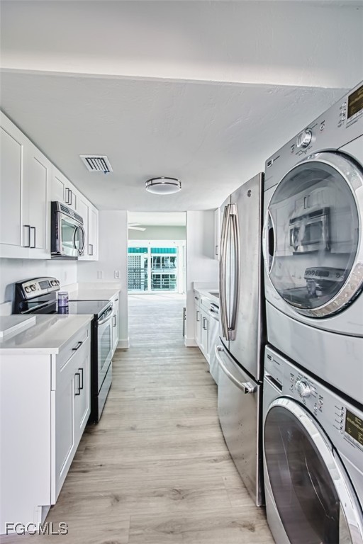 6500 Estero BLVD F218