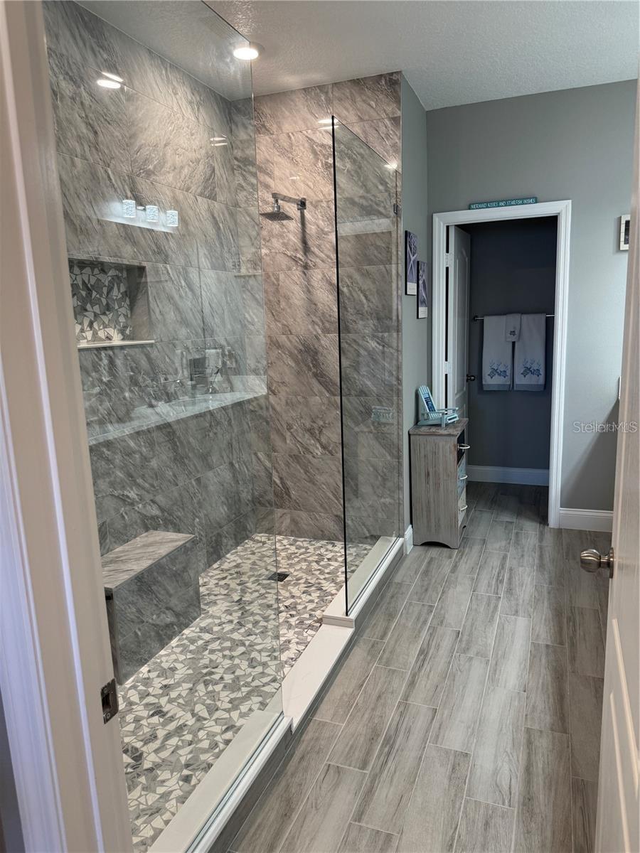 272 CEDAR BARK LN