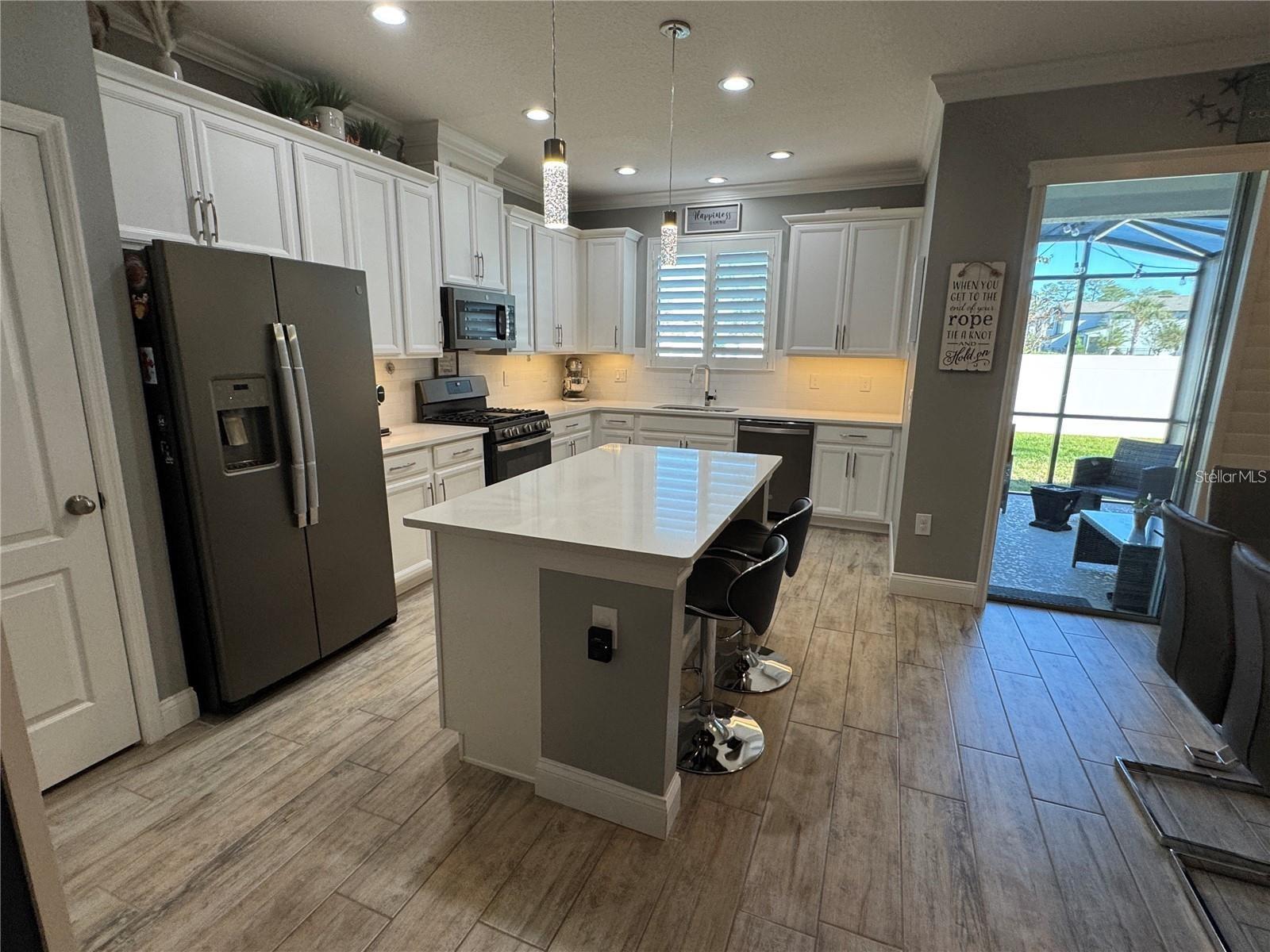 272 CEDAR BARK LN