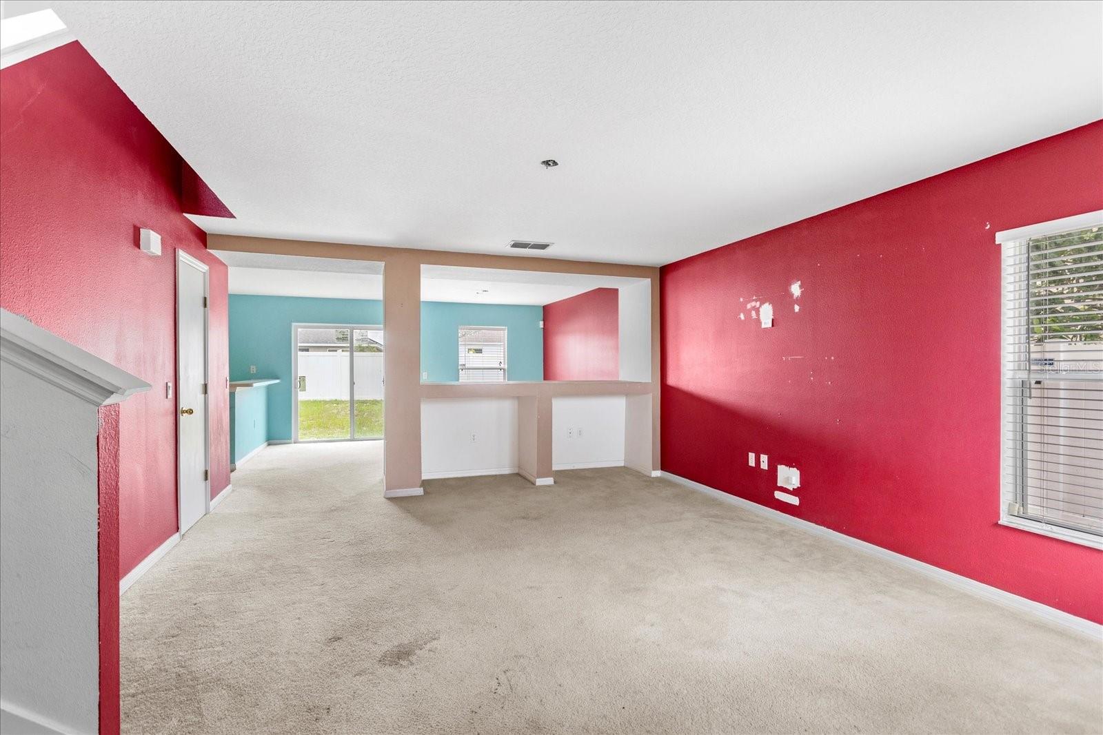 1033 SABINE PL