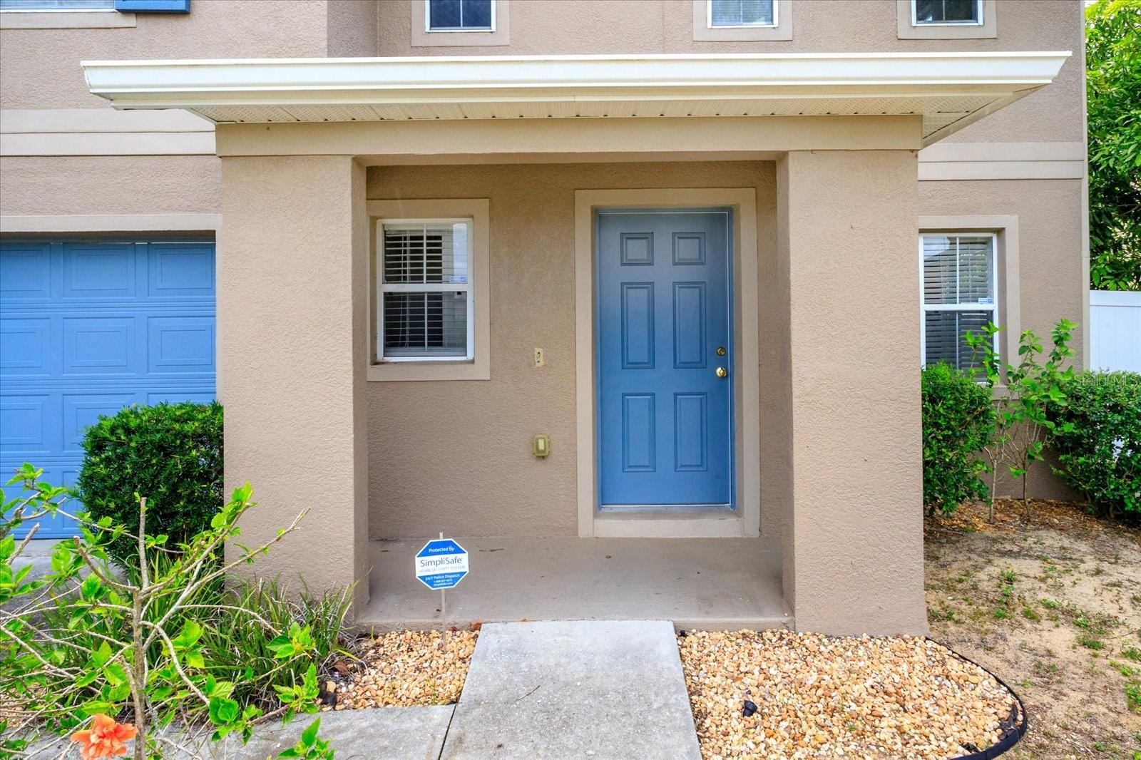 1033 SABINE PL
