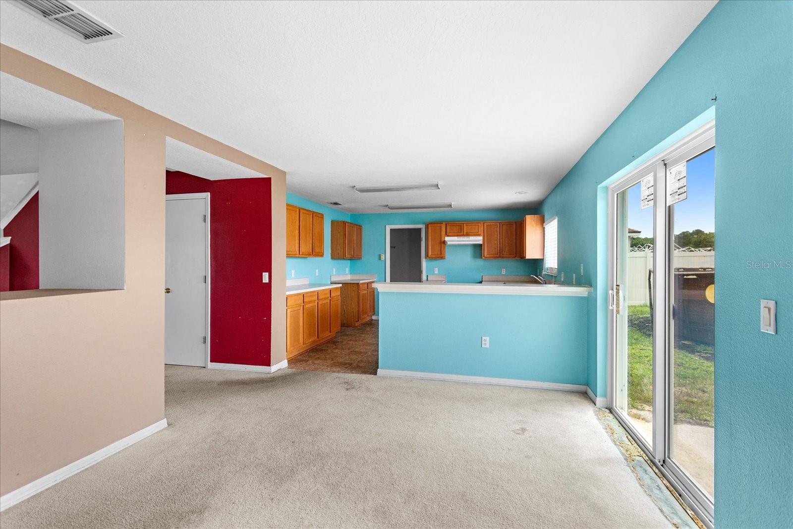 1033 SABINE PL