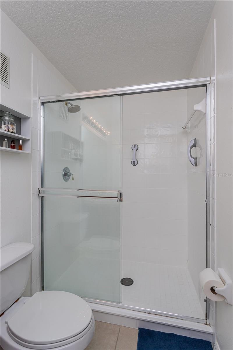 960 MOORING AVE #103