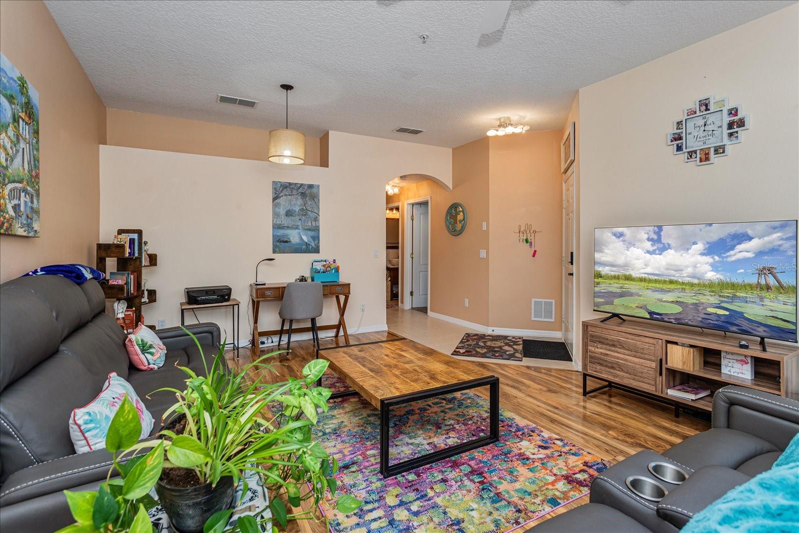 960 MOORING AVE #103