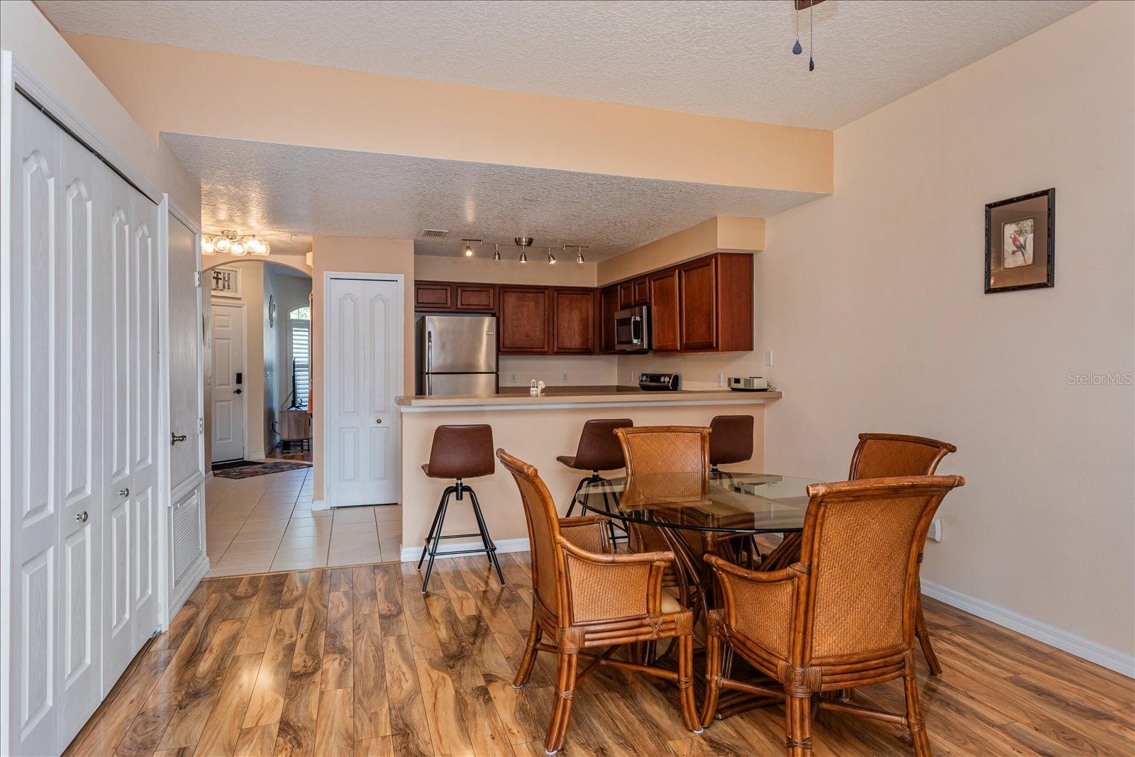 960 MOORING AVE #103