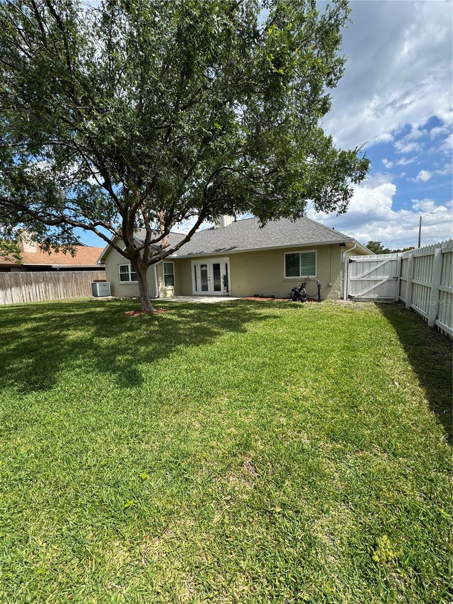 664 S SUNDANCE DR