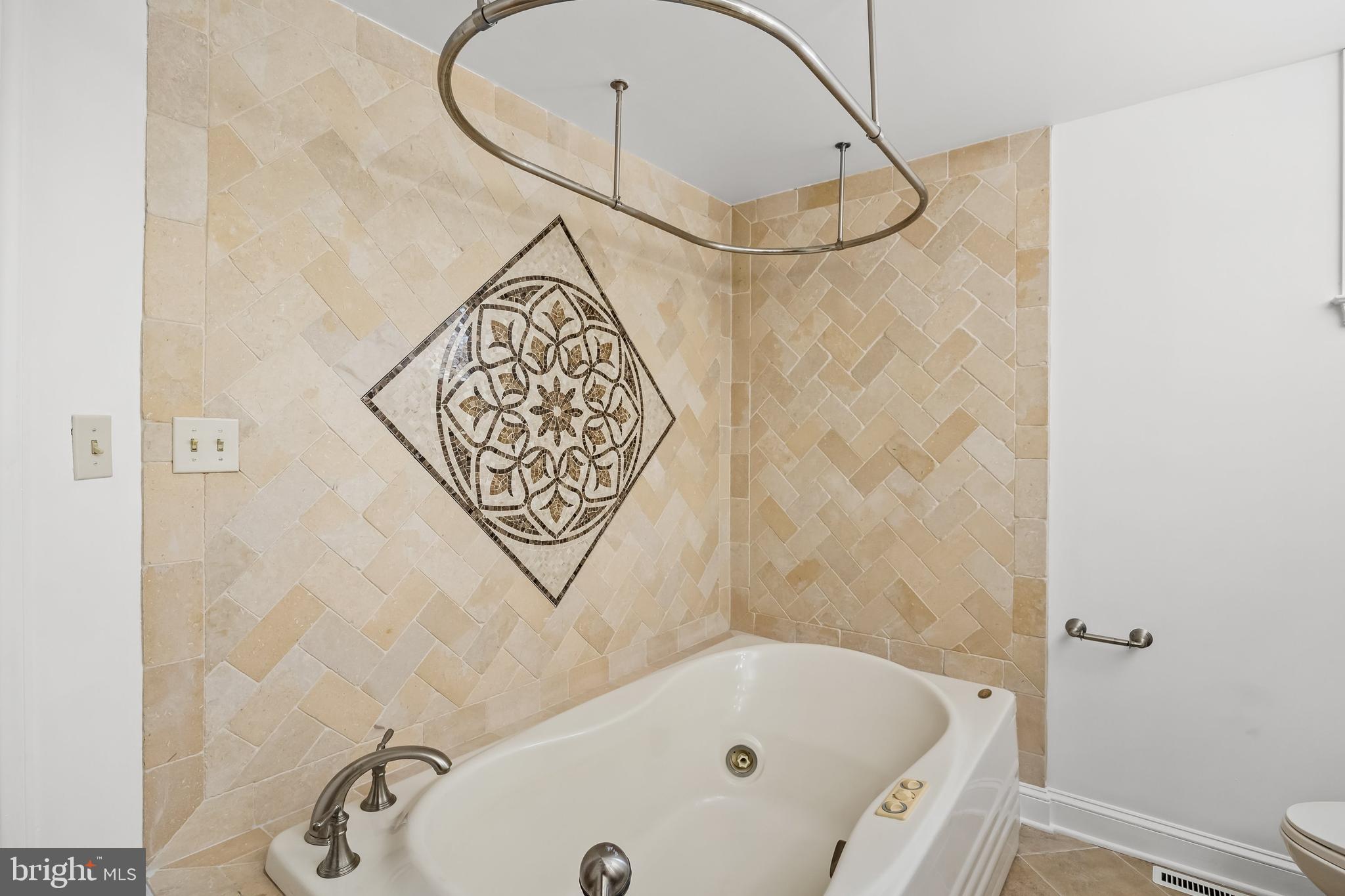 305 CARRIAGE HOUSE LANE