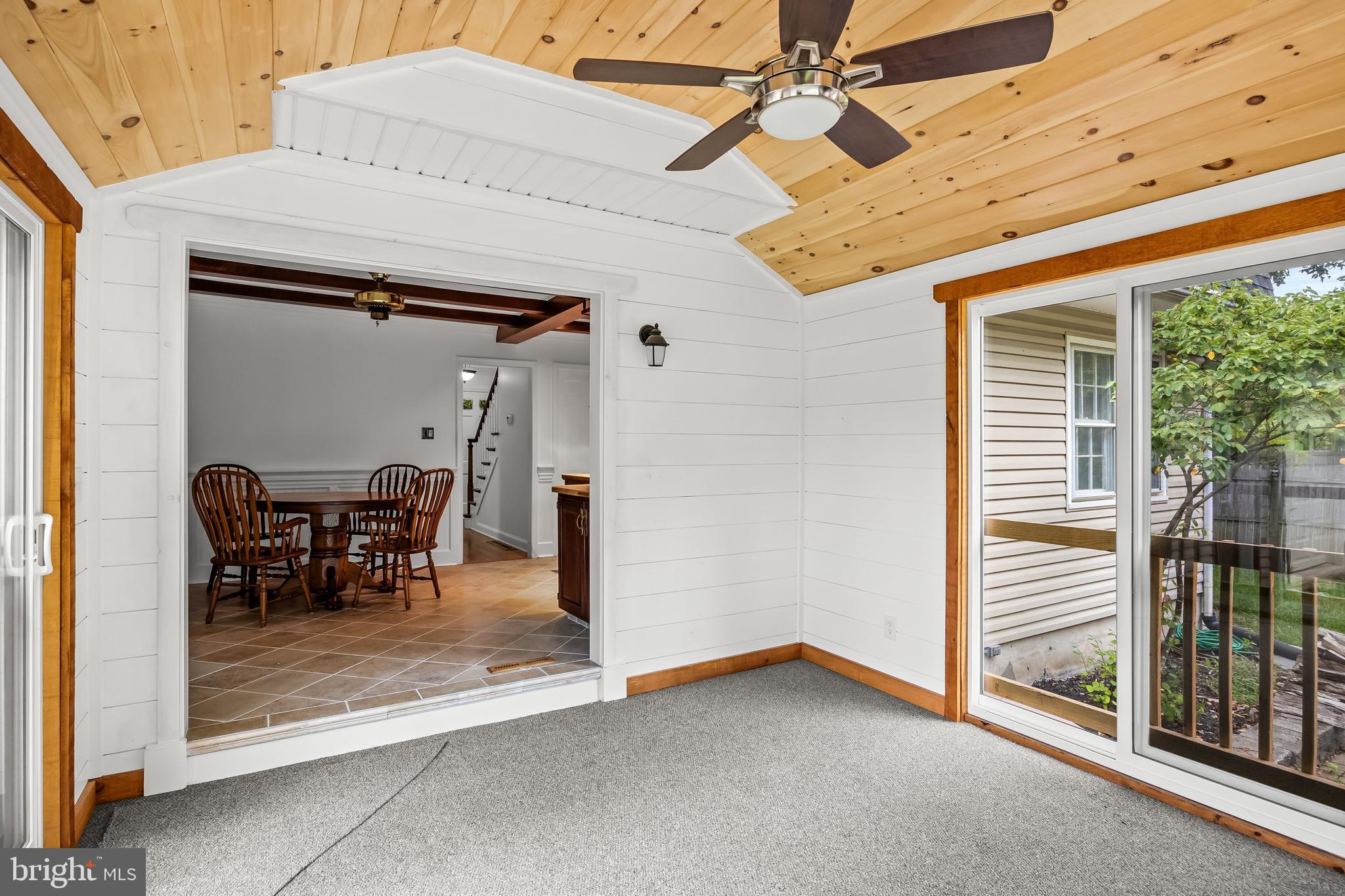 305 CARRIAGE HOUSE LANE