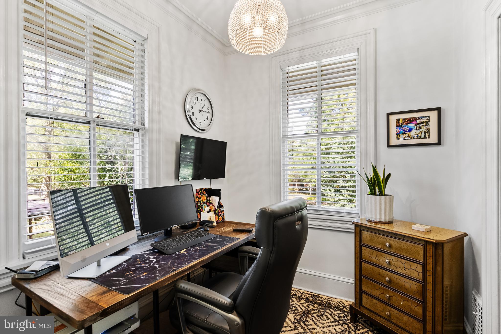 408 Lippincott AVENUE