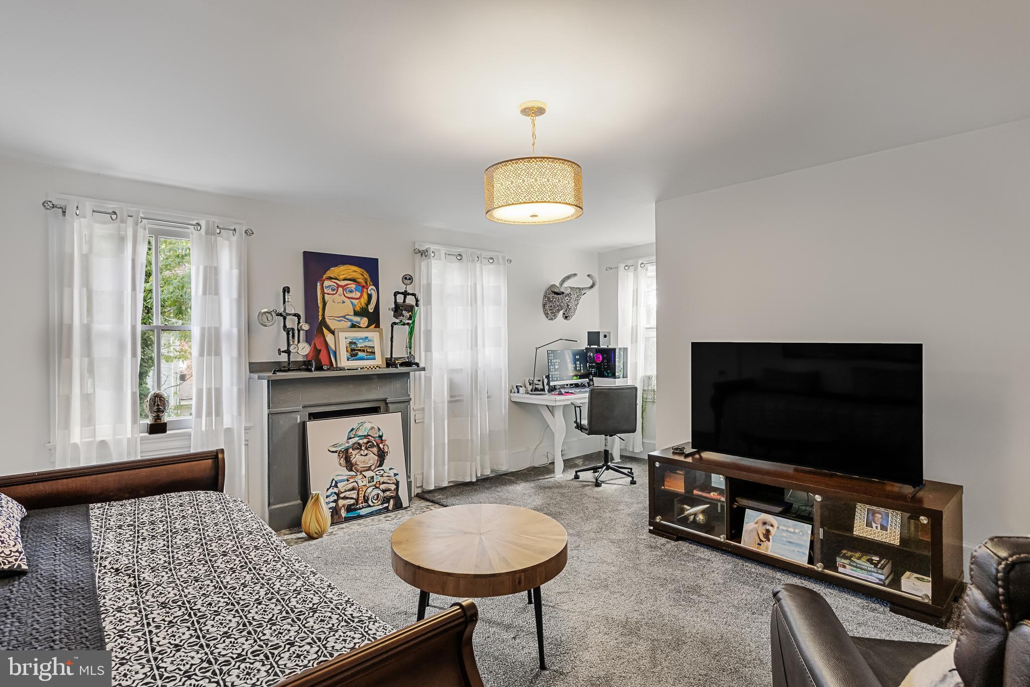 408 Lippincott AVENUE