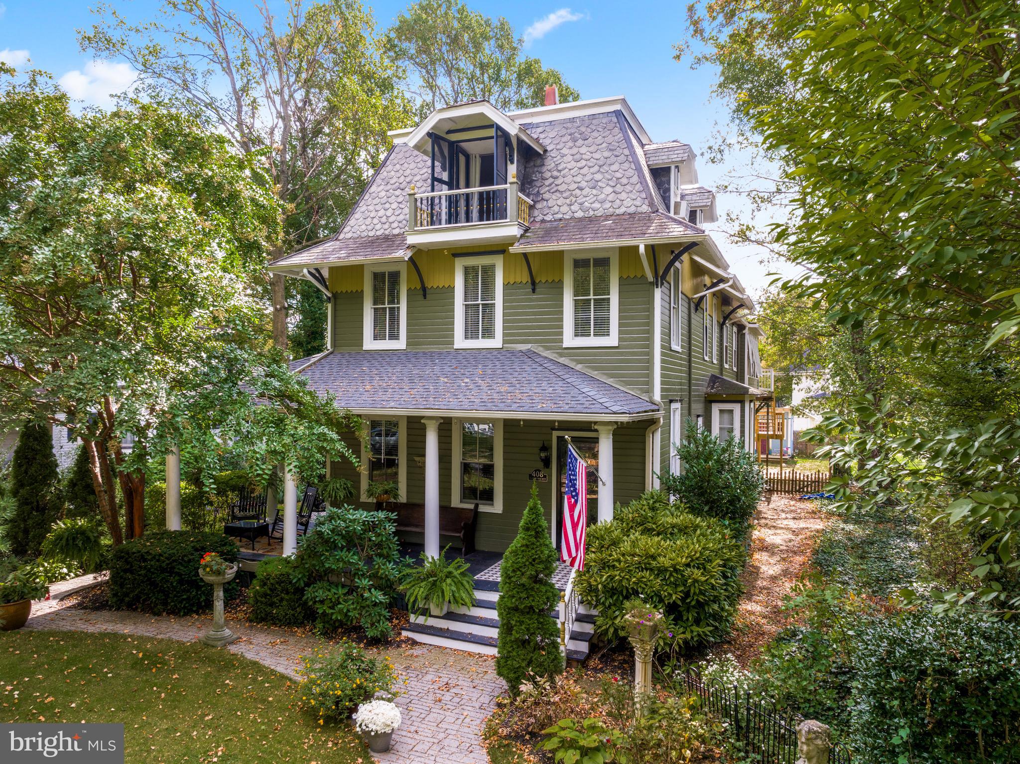 408 Lippincott AVENUE