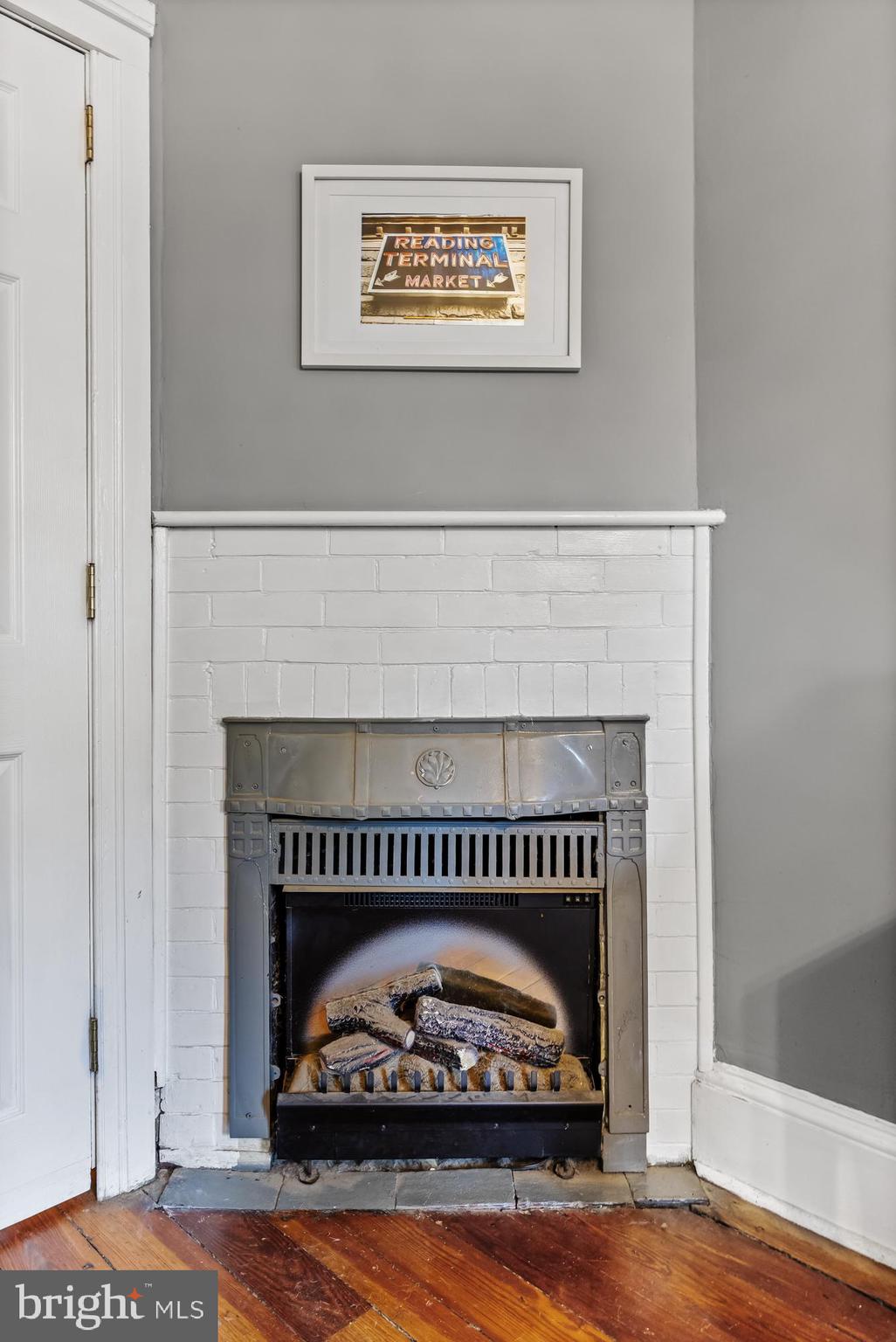 408 Lippincott AVENUE